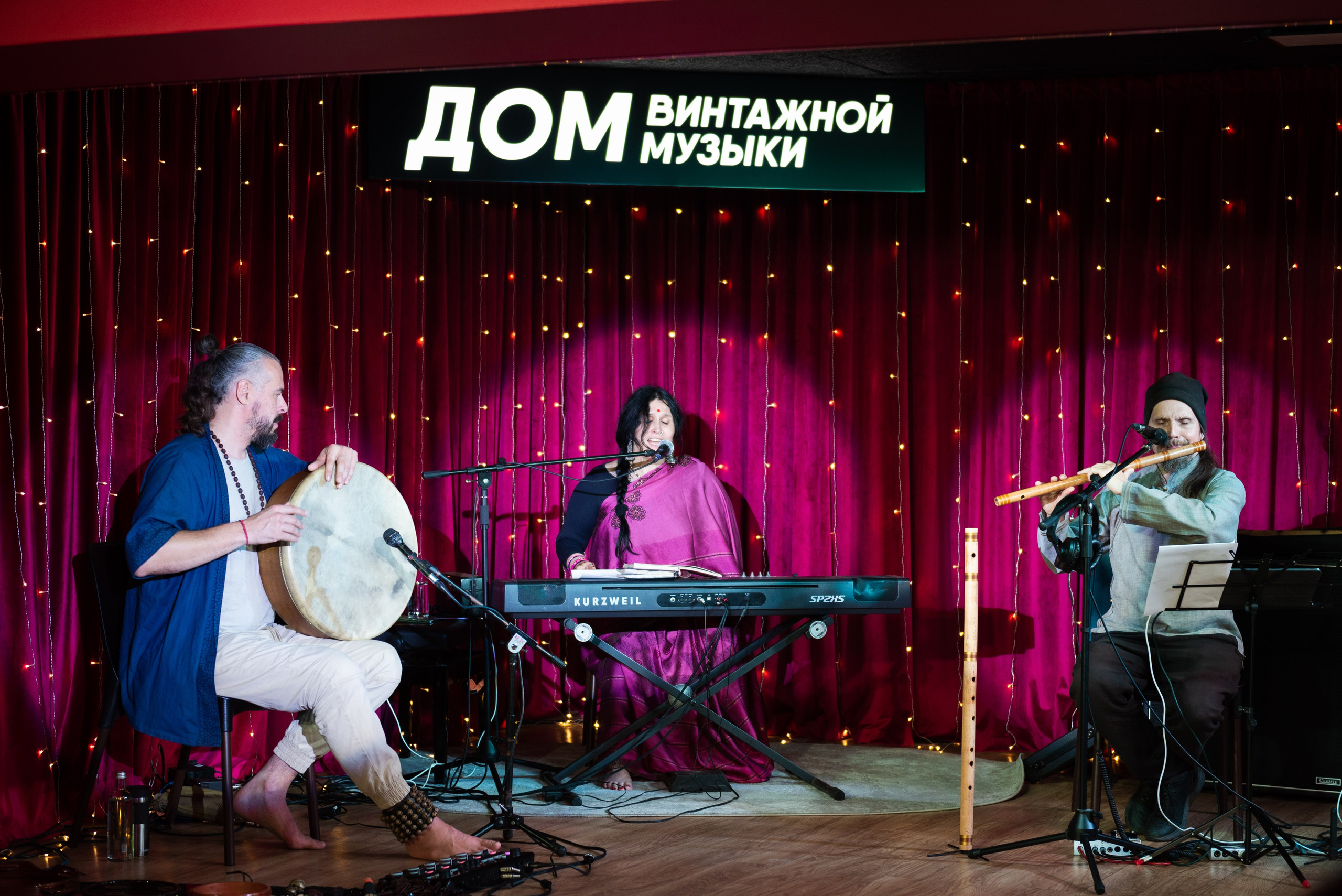 Концерт Сати в Доме винтажной музыки. Событийный и тревел фотограф в Москве и по всему миру Мария Салахутдинова