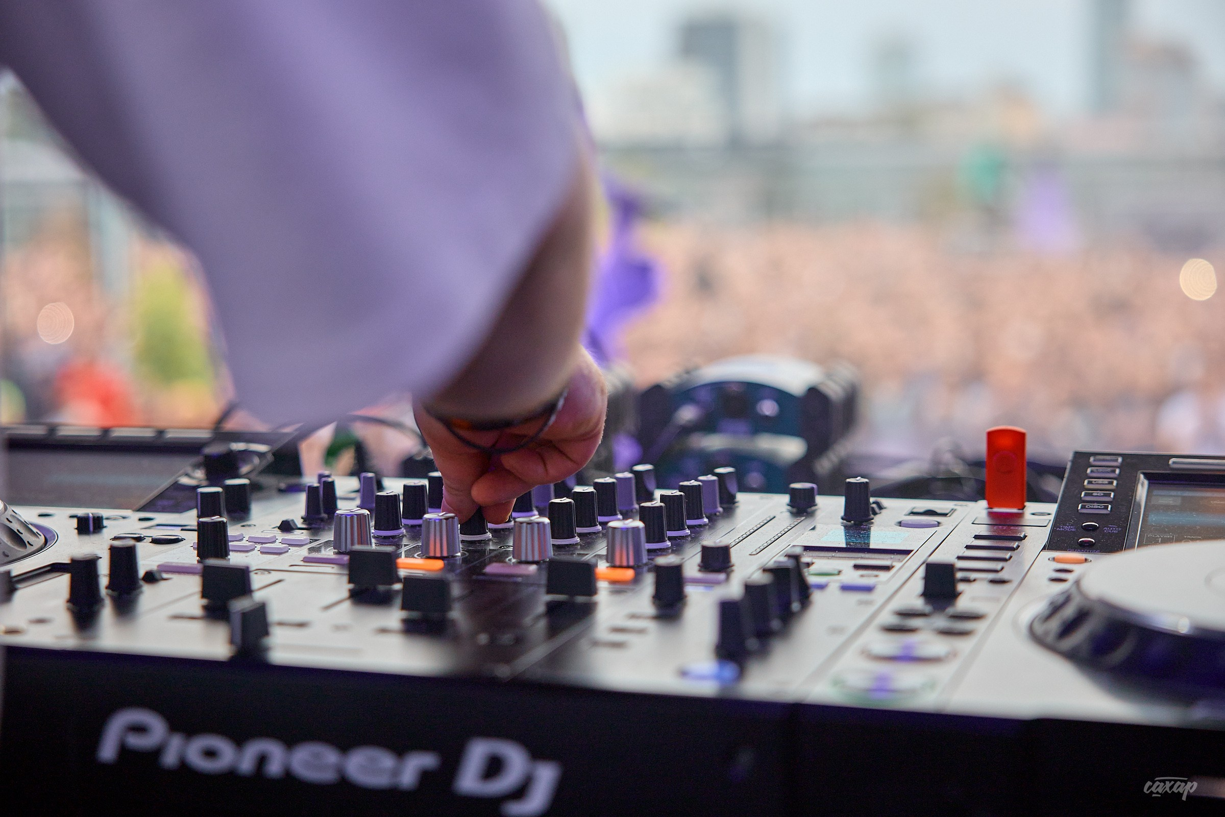 Ак-47, Витя АК. Профессиональный фотограф в Екатеринбурге Юра Сахар