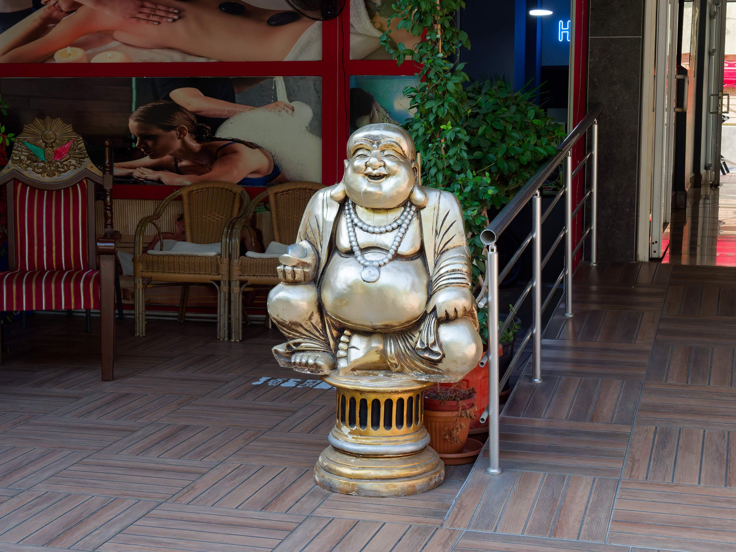 Алания 2025, город, стрит-фото. Избранные фотографии