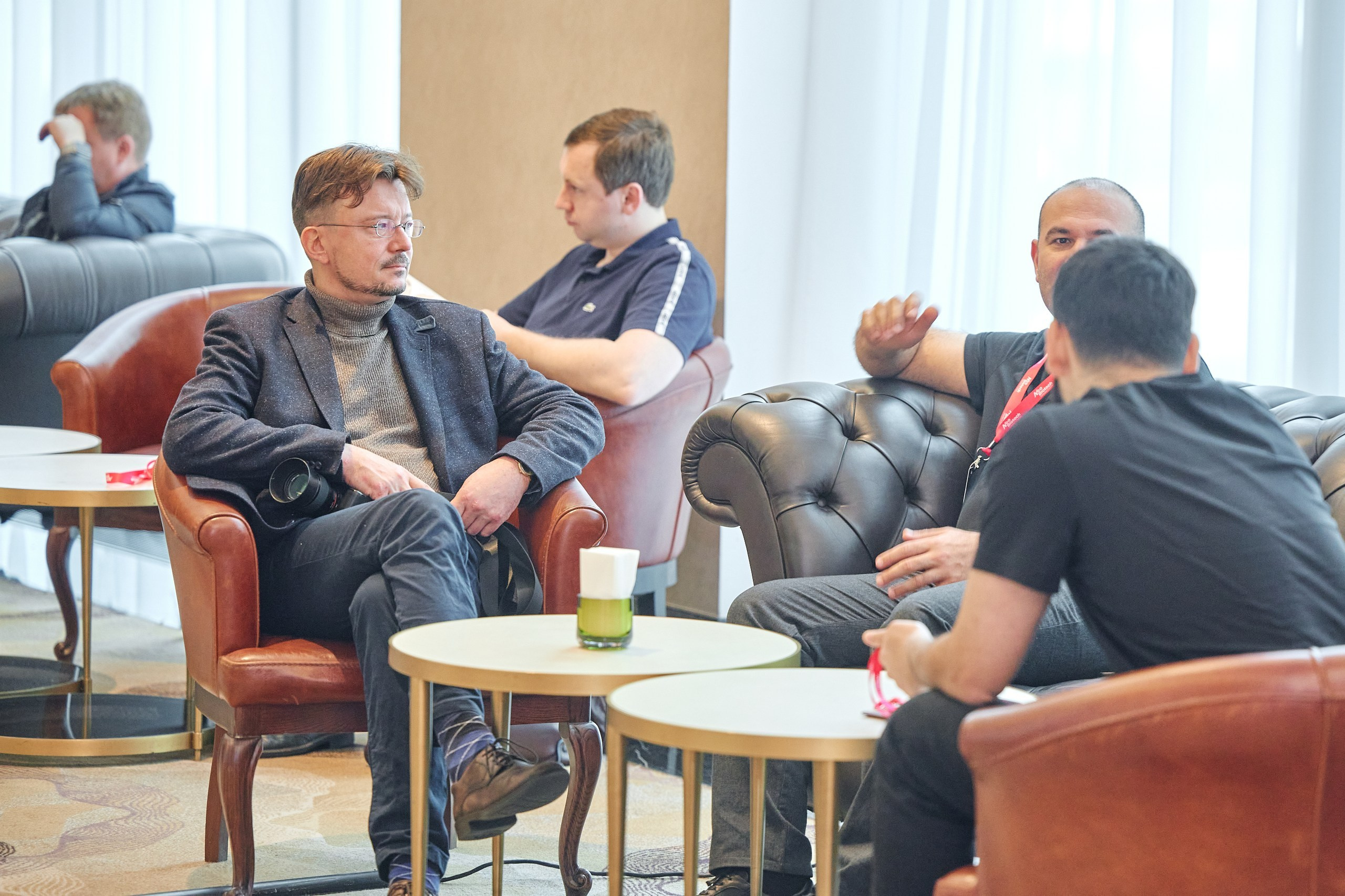 Конгресс имплантологов Neo Biotech 2025. Антон Артюшин, портретный фотограф. Москва