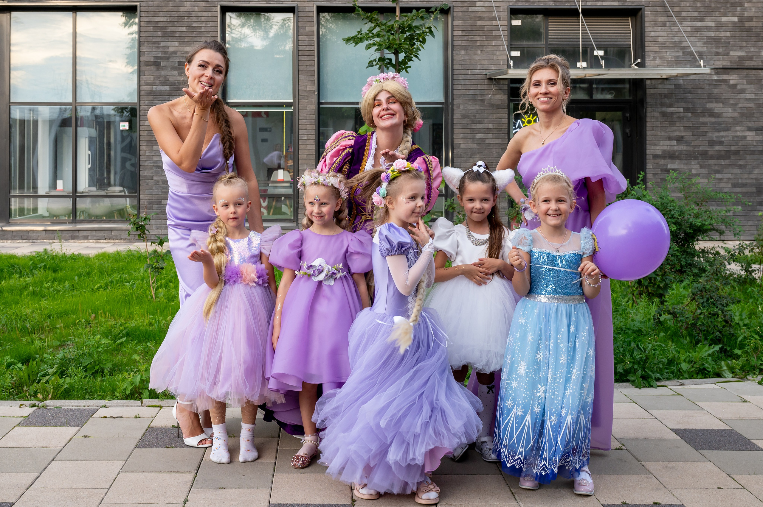 ДР в лофте с фокусником