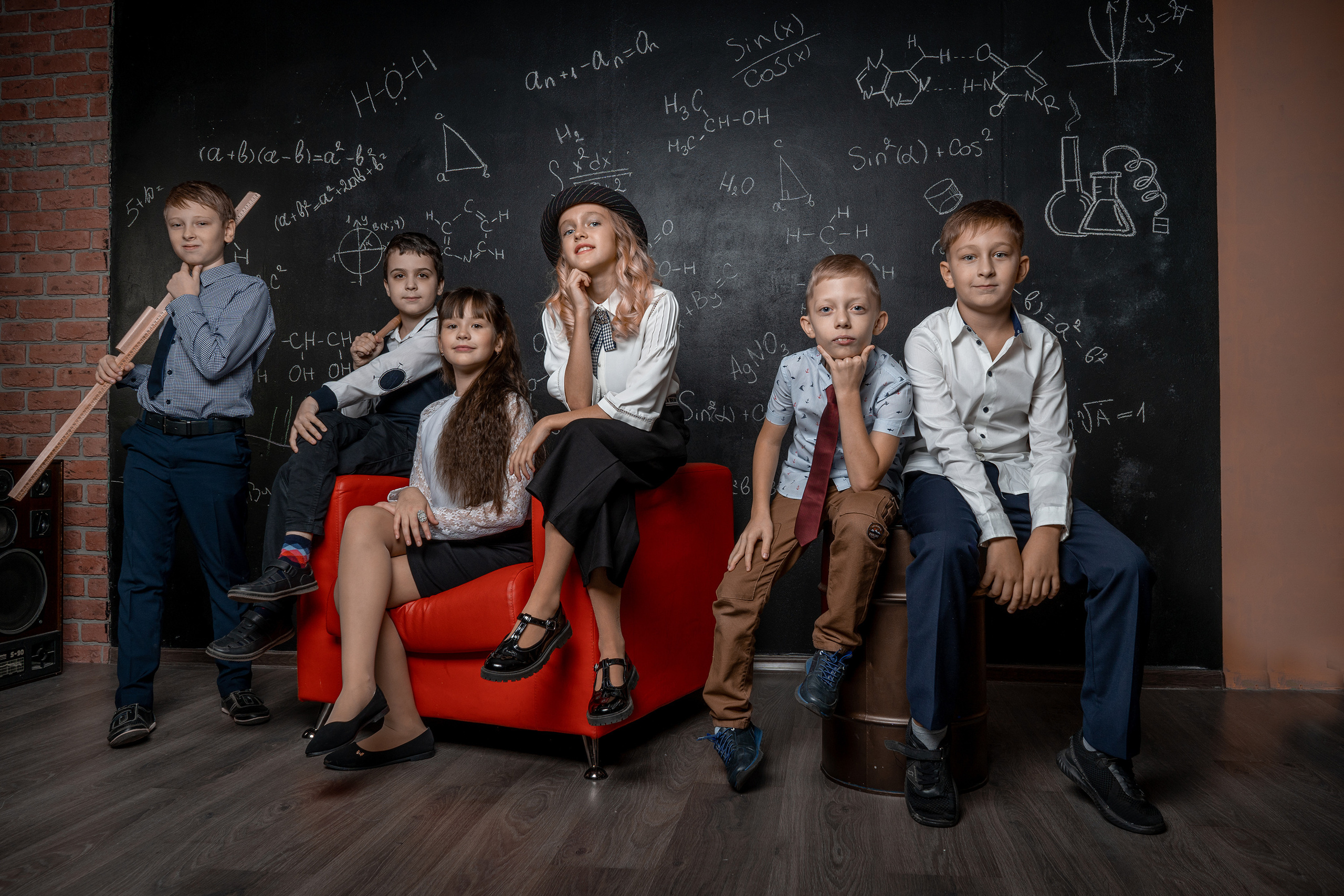 Выпускные портреты для 4 класса в Мурманске. Выпускные Альбомы Мурманск Санкт-Петербург