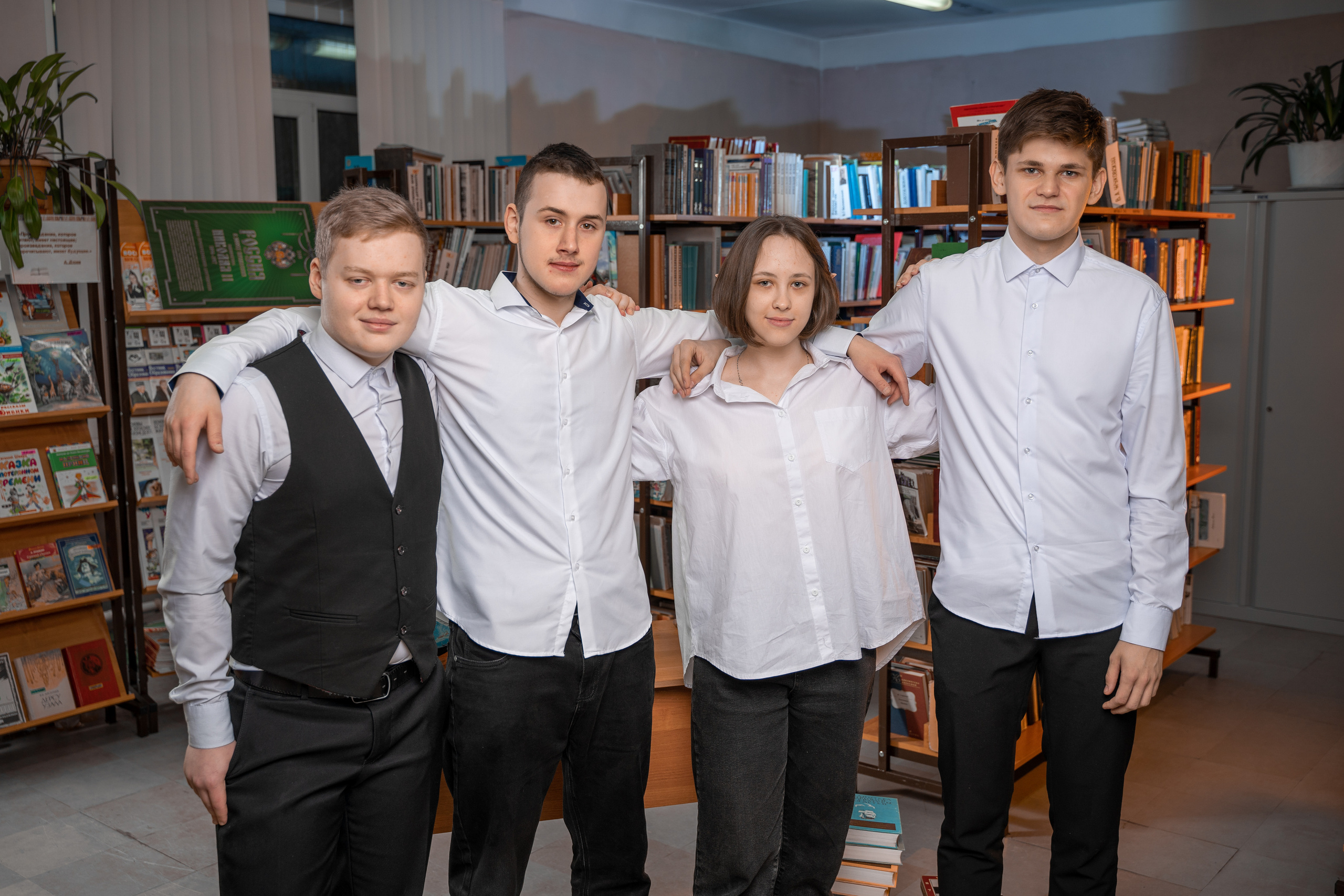 11 Класс П.Сафонова 2023. Выпускные Альбомы Мурманск Санкт-Петербург