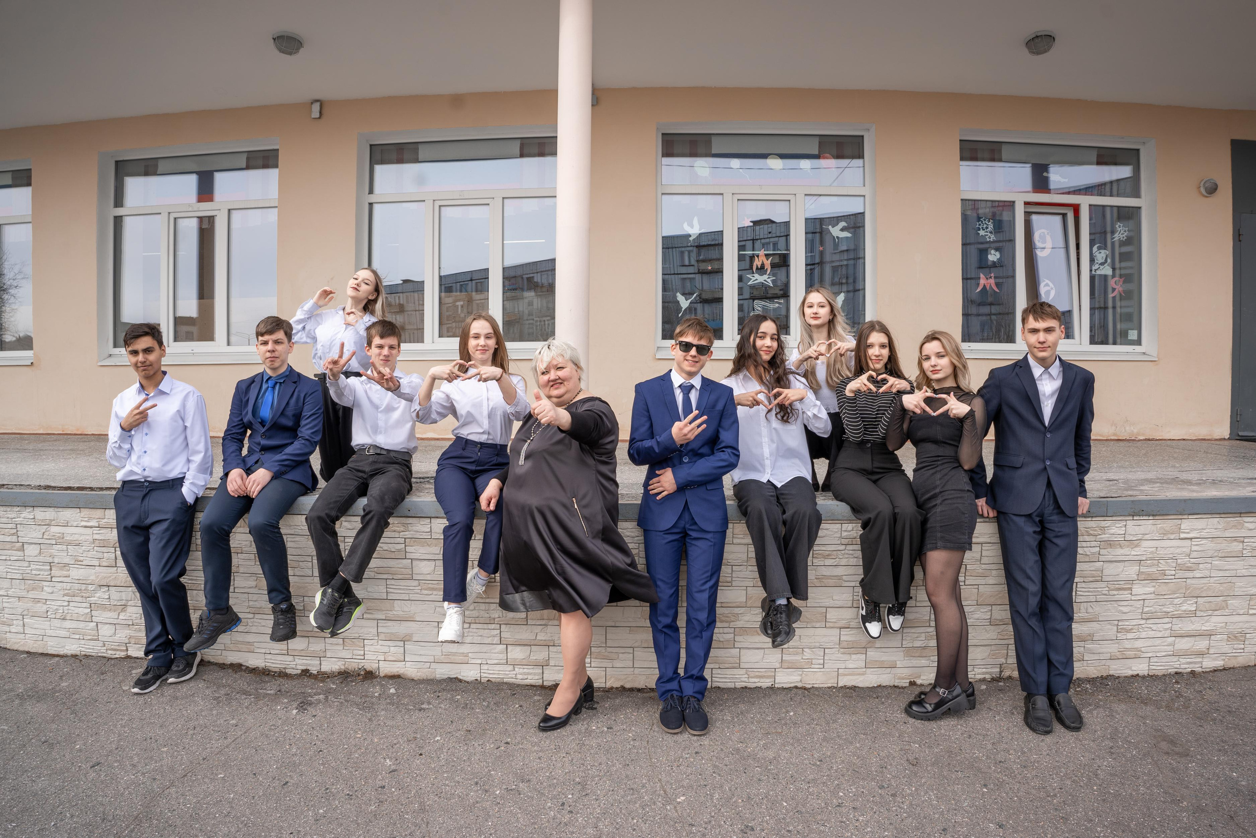 Школьная фотография Мурманская область 9 класс. Выпускные Альбомы Мурманск Санкт-Петербург