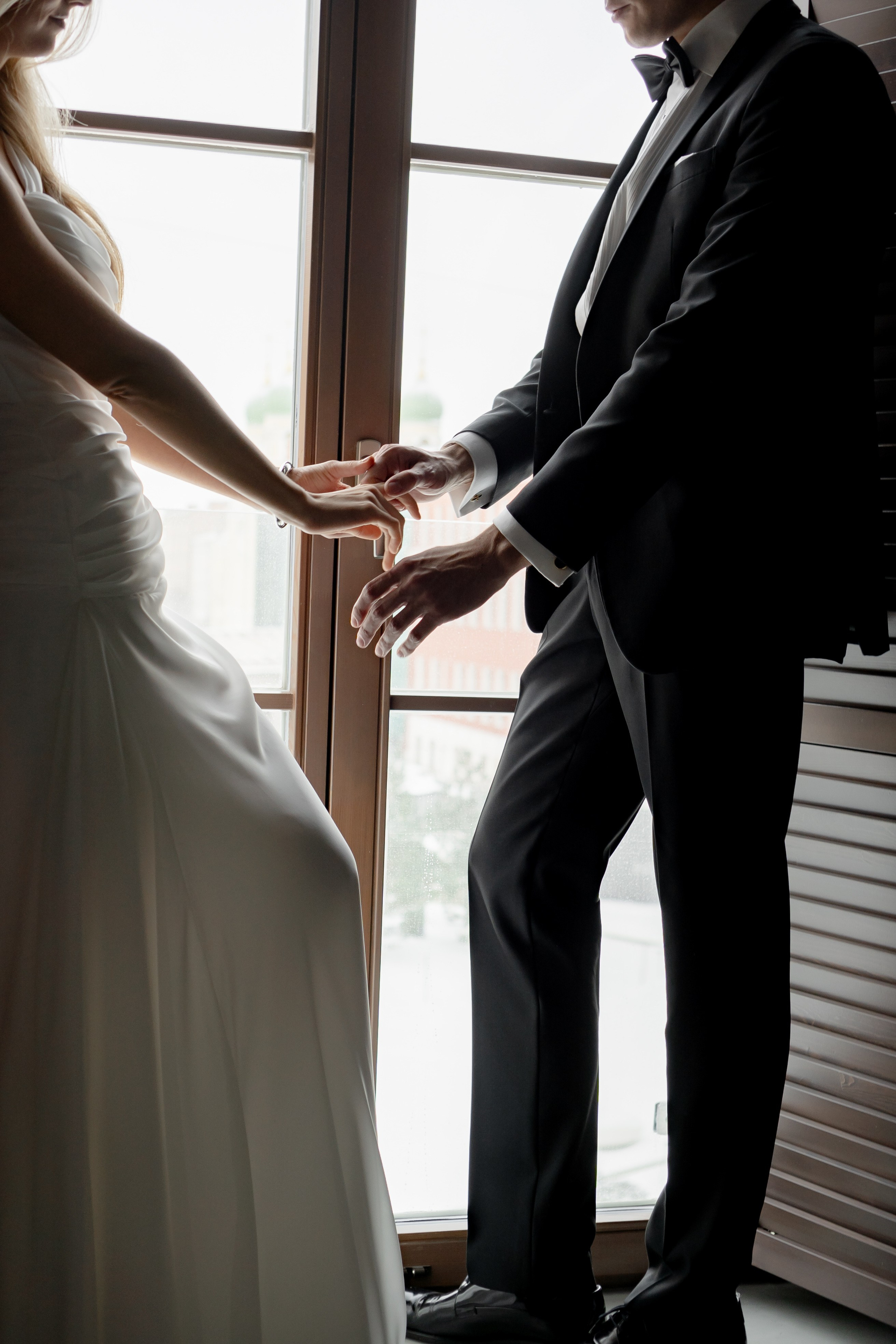 ЭЛЕГАНТНАЯ СВАДБЕНАЯ СЬЕМКА ЖЕНИХА И НЕВЕСТЫ В ДОРОГОМ ОТЕЛЕ САНКТ-ПЕТЕРБУРГА. Профессиональный фотограф, Санкт-Петербург — Виктория Богомолова