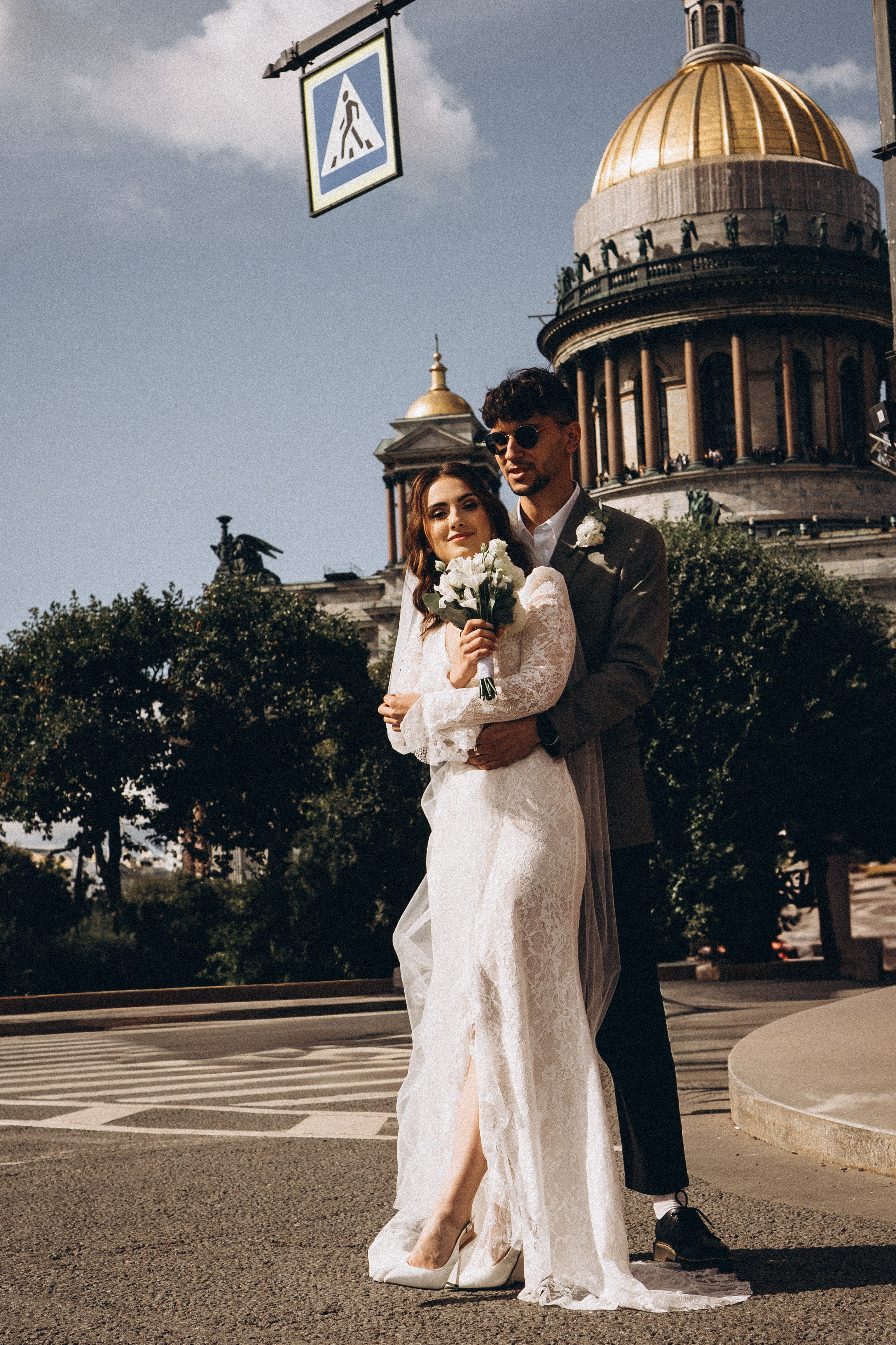 СВАДЕБНАЯ ПРОГУЛКА ВОЗЕ ИСАИКЕВСКОГО СОБОРА АСТОРИИ И ЗАКОНОДАЛЕТНОГО СОБРАНИЯ. Профессиональный фотограф, Санкт-Петербург — Виктория Богомолова