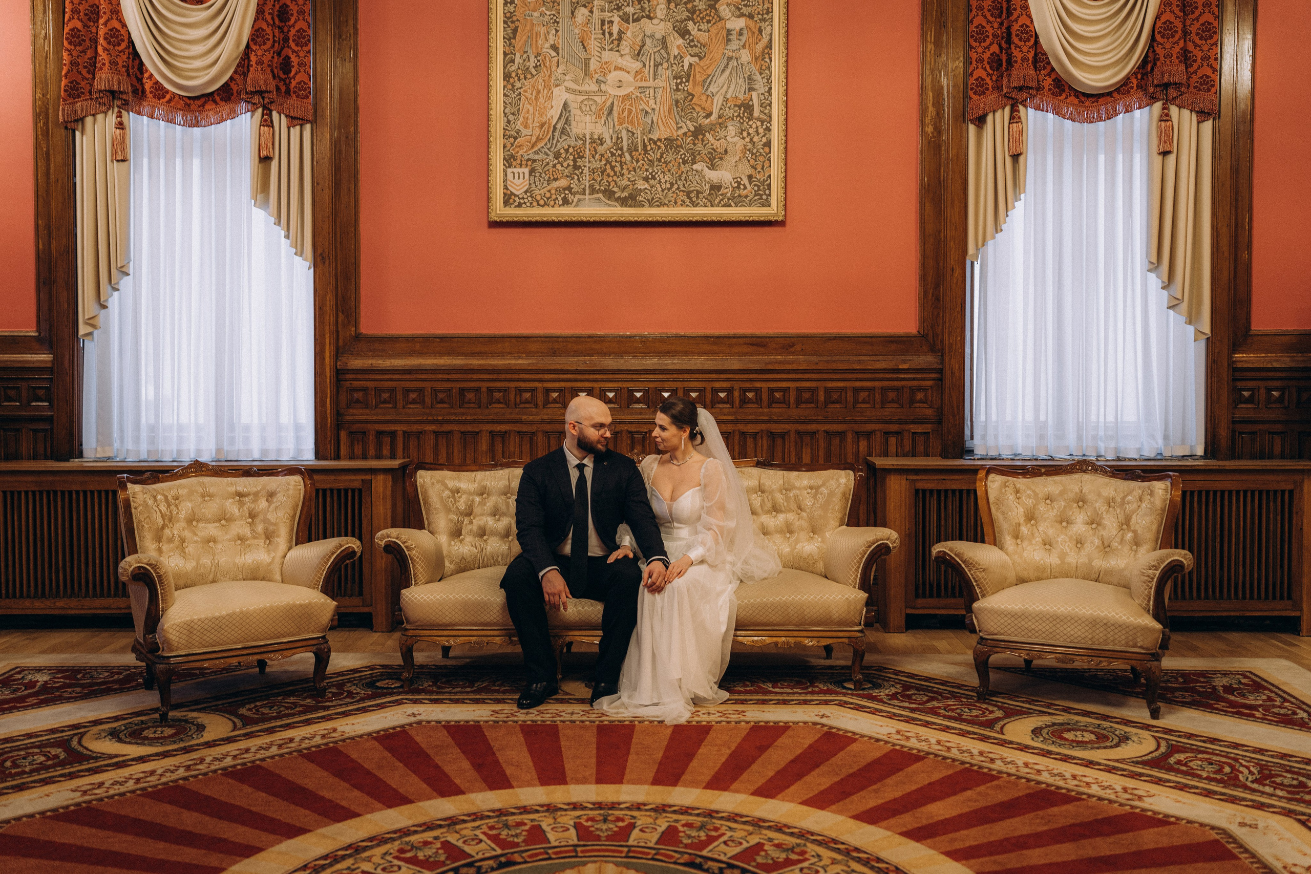 СВАДЕБНАЯ СЬЕМКА ВО ВТОРОМ ДВОРЦЕ (ДЕКАБРЬ) ТАКЖЕ СЬЕМКА В СТУДИИ НА ЧЕРНЫШЕВСКОЙ. Профессиональный фотограф, Санкт-Петербург — Виктория Богомолова