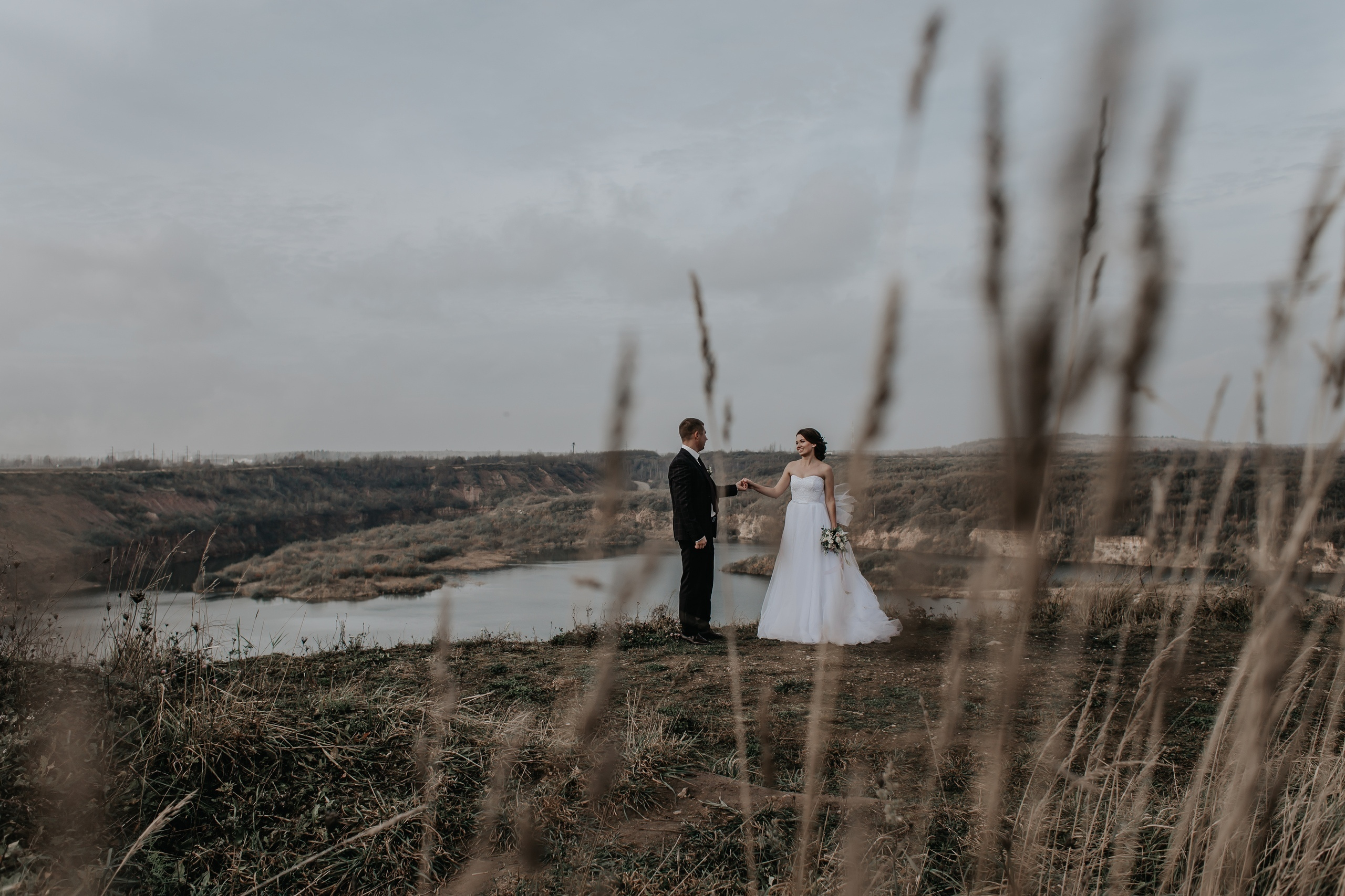 лавстори, фотограф Витебск, фотограф Минск , свадьба, свадебный фотограф Витебск, свадебный фотограф Минск, свадебное платье Витебск, свадебное платье Минск, букет невесты