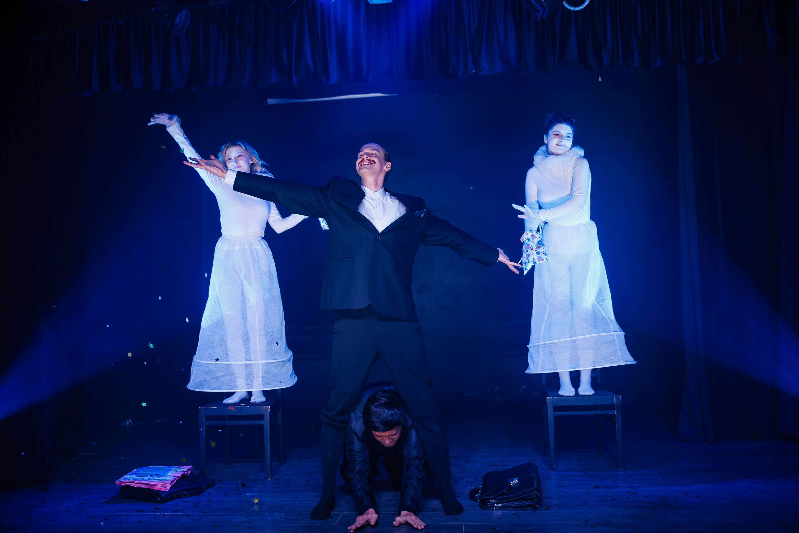 Спектакль «СТРИПТИЗ» от театра Д. Лица в СПб. Фотограф в Санкт-Петербурге — Сергей Петров