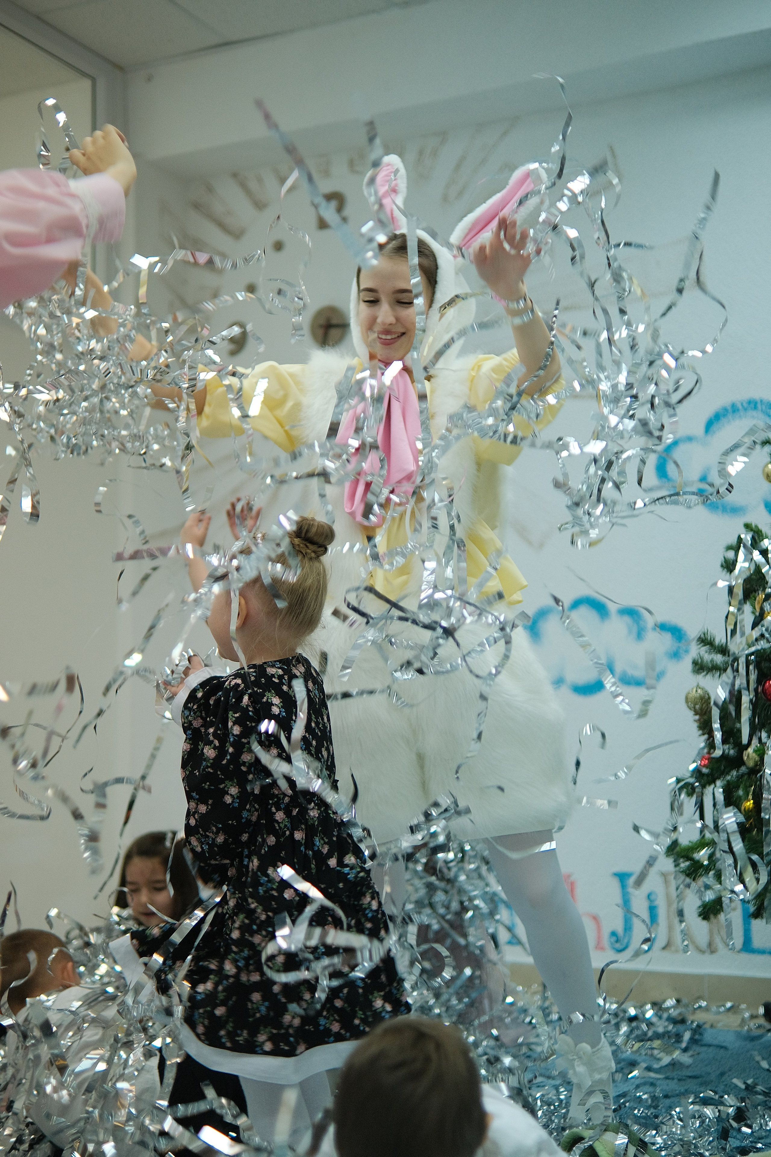 Мир знаний (Новогодний утренник). Serg_film