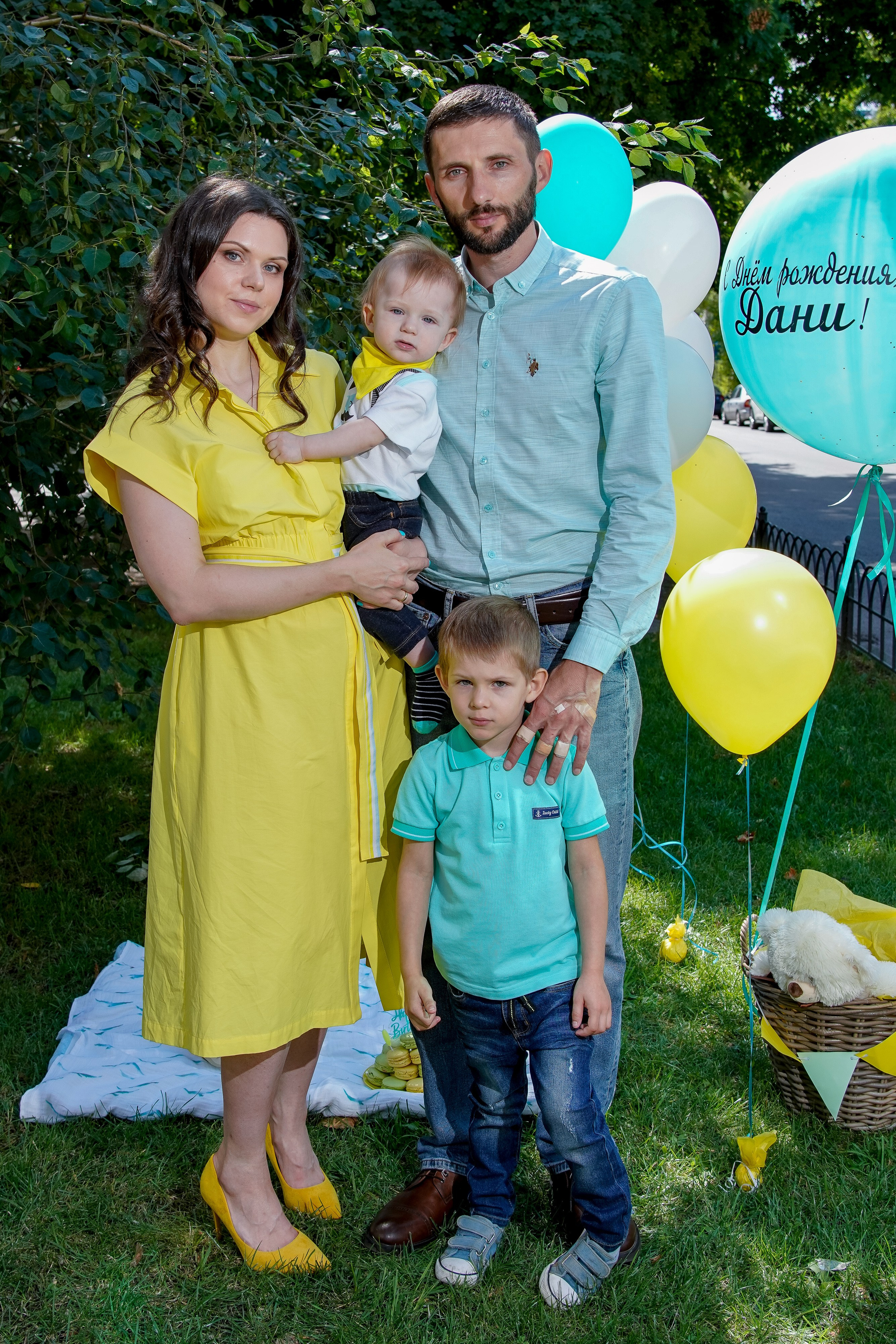 1 год)). Max Matvich and Victoria Basova are professionals in their field