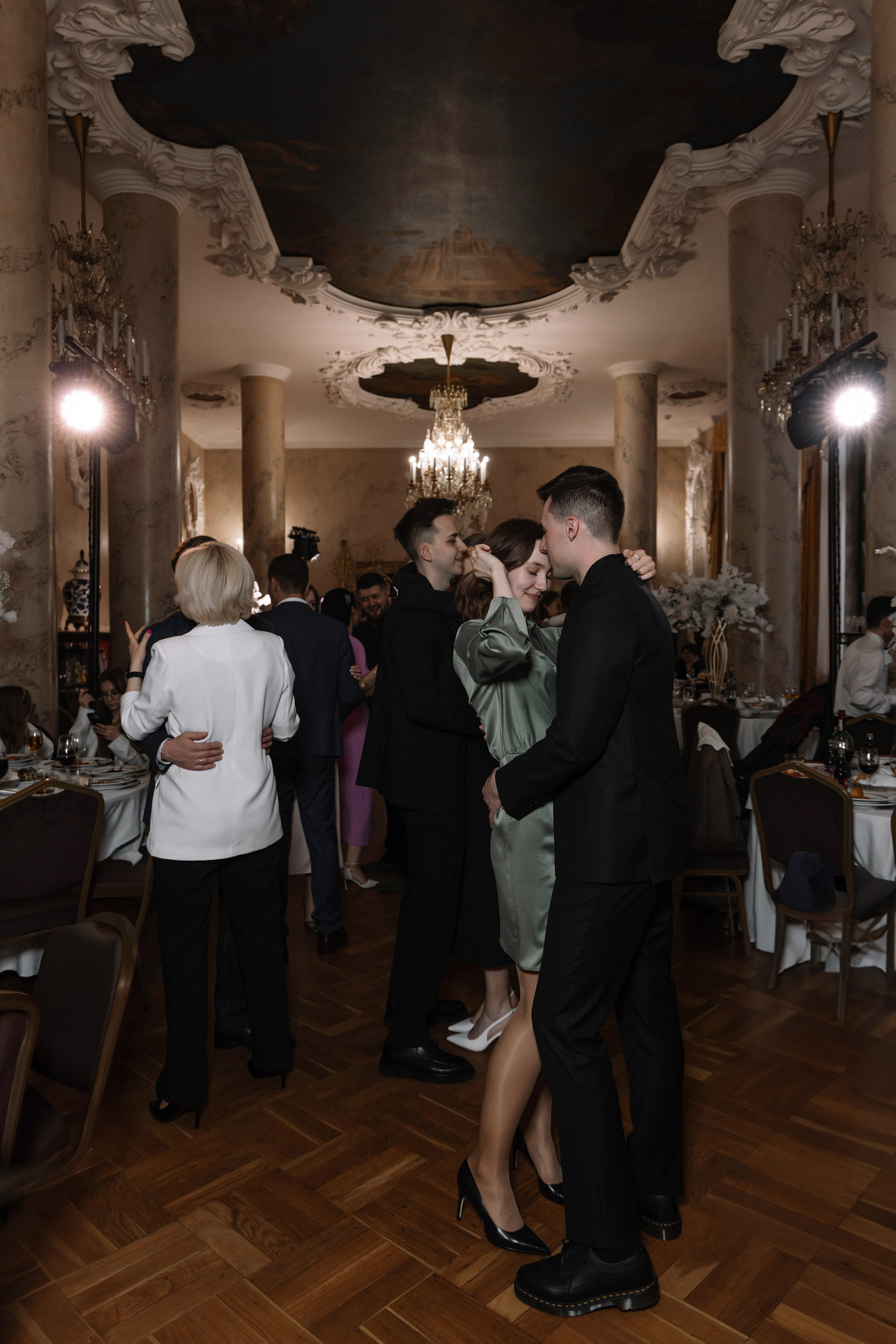 Съемка свадьбы в Москве. Свадебный фотограф и видеограф в Москве, Виктор Архилюк