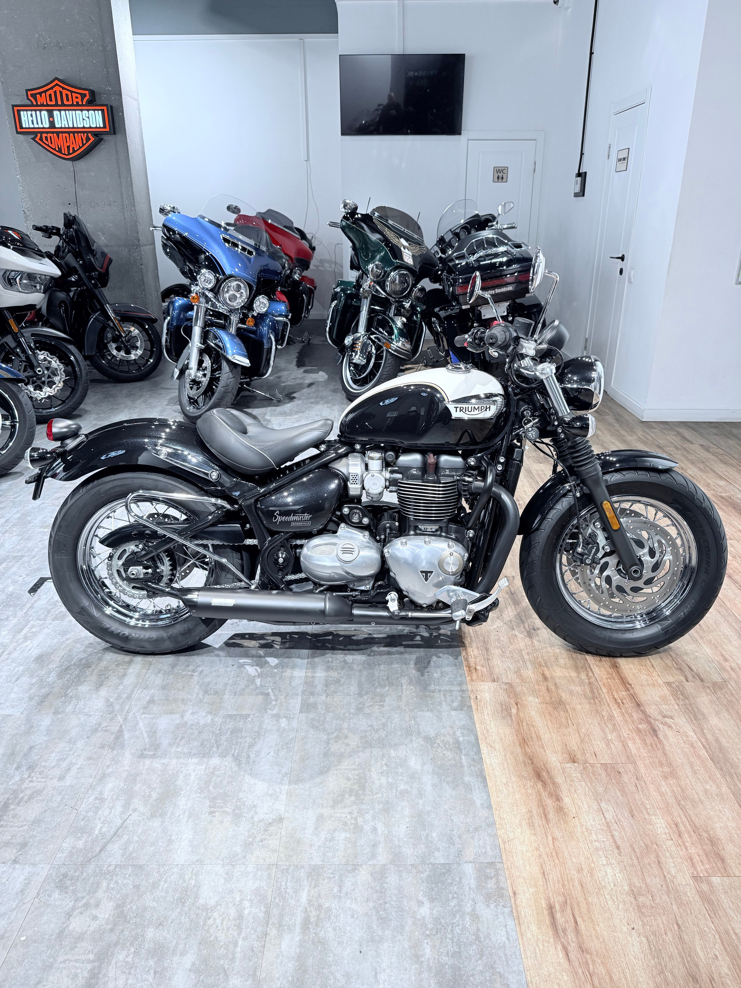 2019 Bonneville Speedmaster Bobber. Hello Davidson, Москва. Только хорошие мотоциклы…