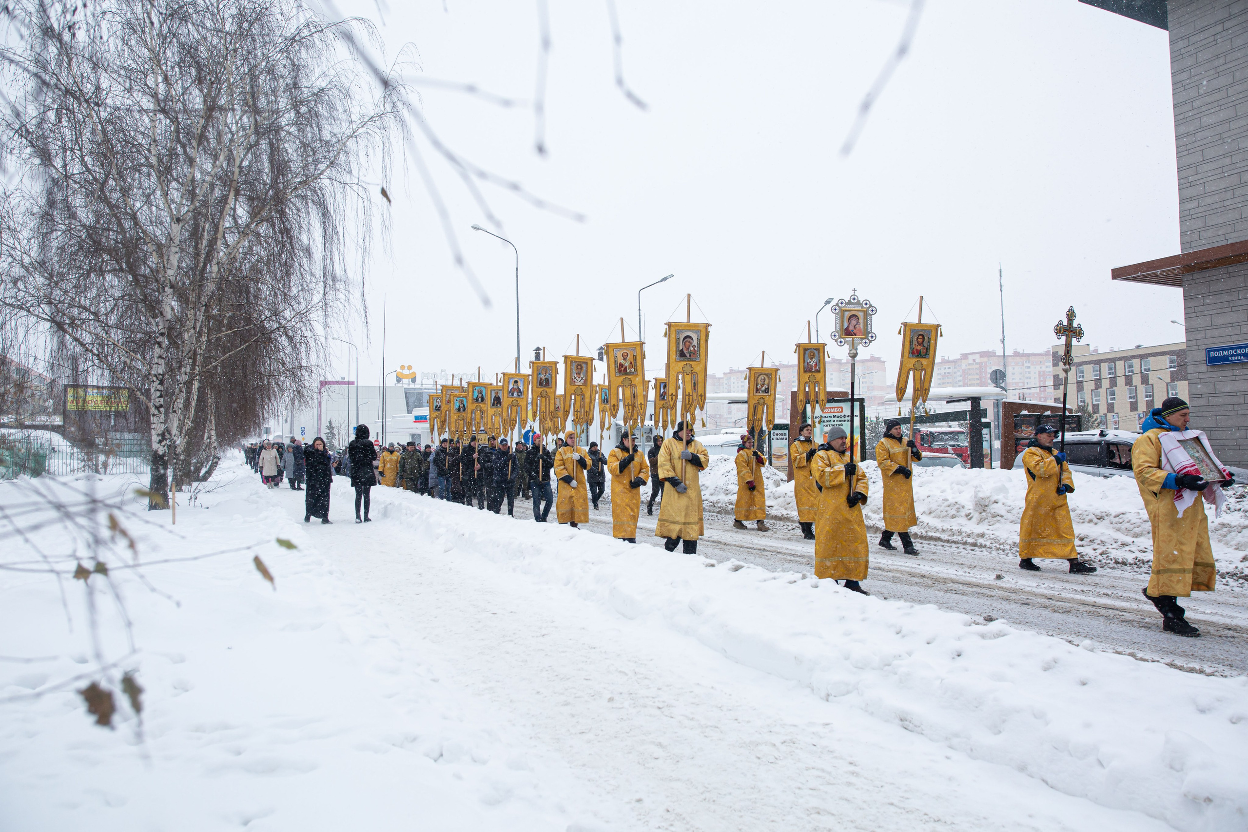 Крестный ход по д. Островцы Раменского городского округа. Семейный и детский фотограф Анна Петракова
