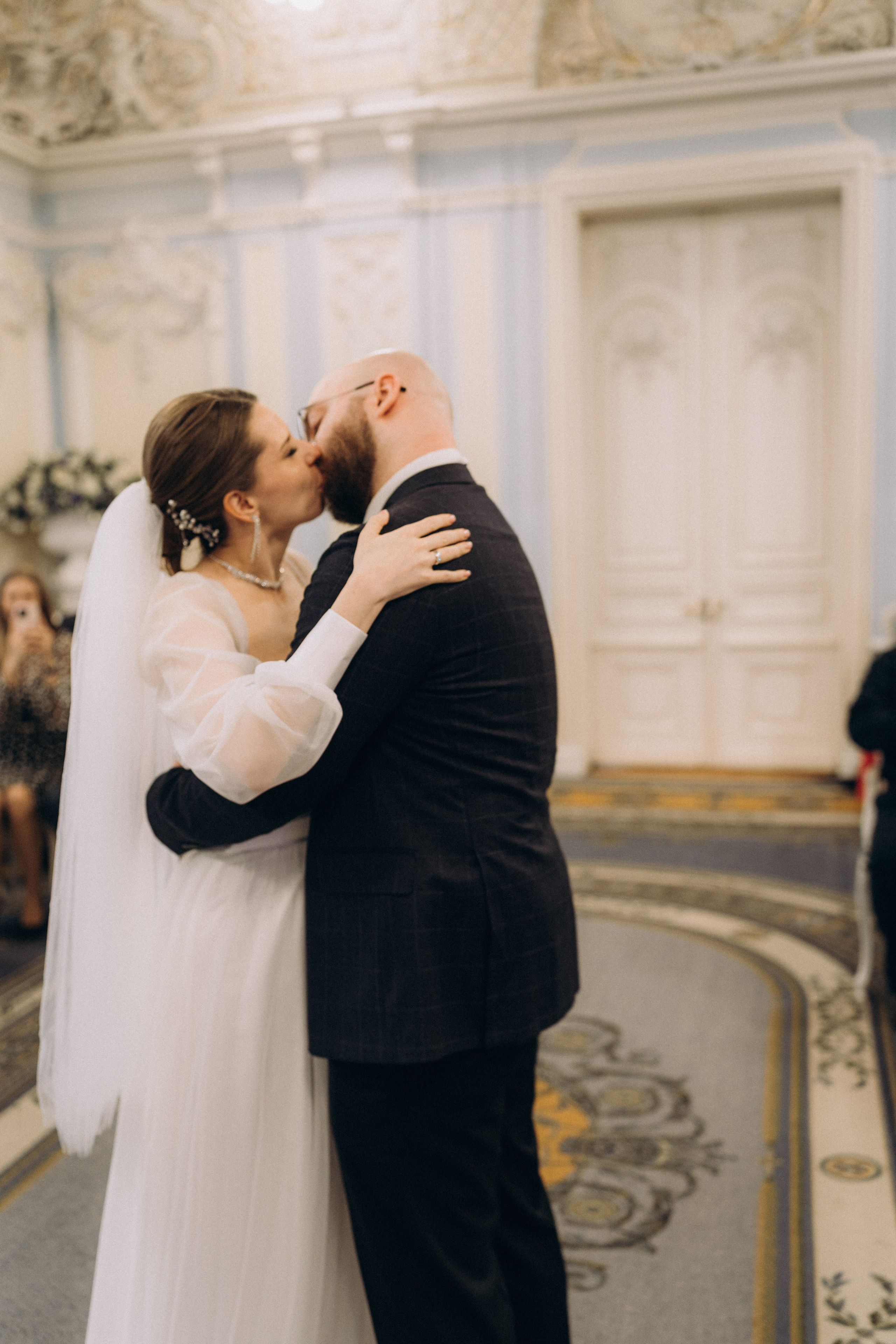 СВАДЕБНАЯ СЬЕМКА ВО ВТОРОМ ДВОРЦЕ (ДЕКАБРЬ) ТАКЖЕ СЬЕМКА В СТУДИИ НА ЧЕРНЫШЕВСКОЙ. Профессиональный фотограф, Санкт-Петербург — Виктория Богомолова