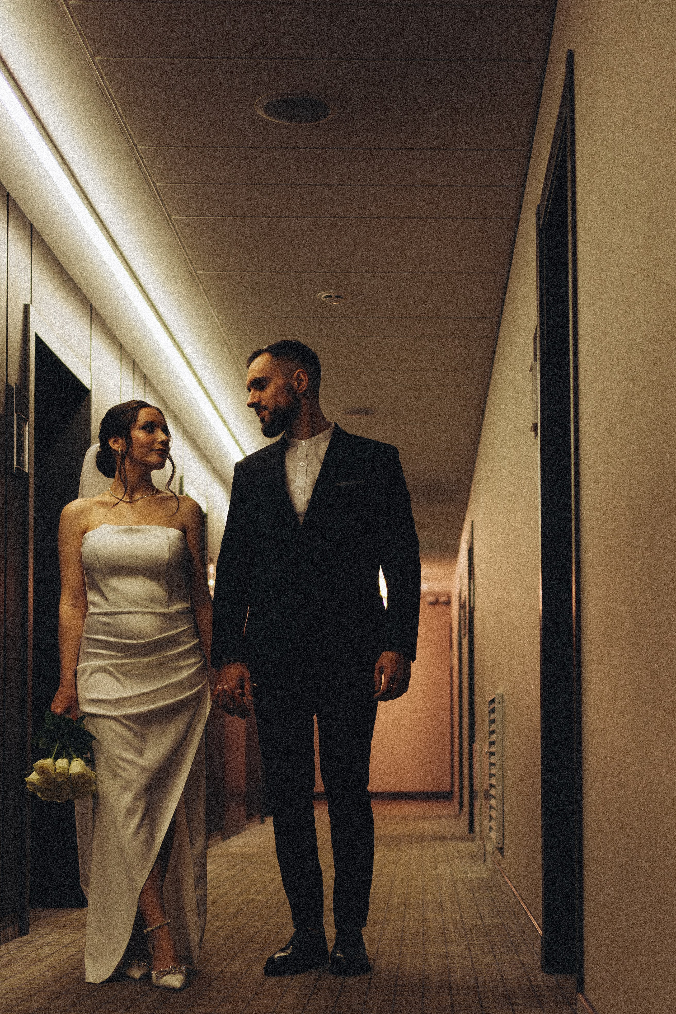 СВАДЕБНАЯ СЬЕМКА СБОРОВ ЖЕНИХА И НЕВЕСТЫ В ОТЕЛЕ И ТАКЖЕ ФОТОСЕССИИЯ В ОТЕЛЕЕ МЕГАПОЛИС БРЯНСК. Профессиональный фотограф, Санкт-Петербург — Виктория Богомолова