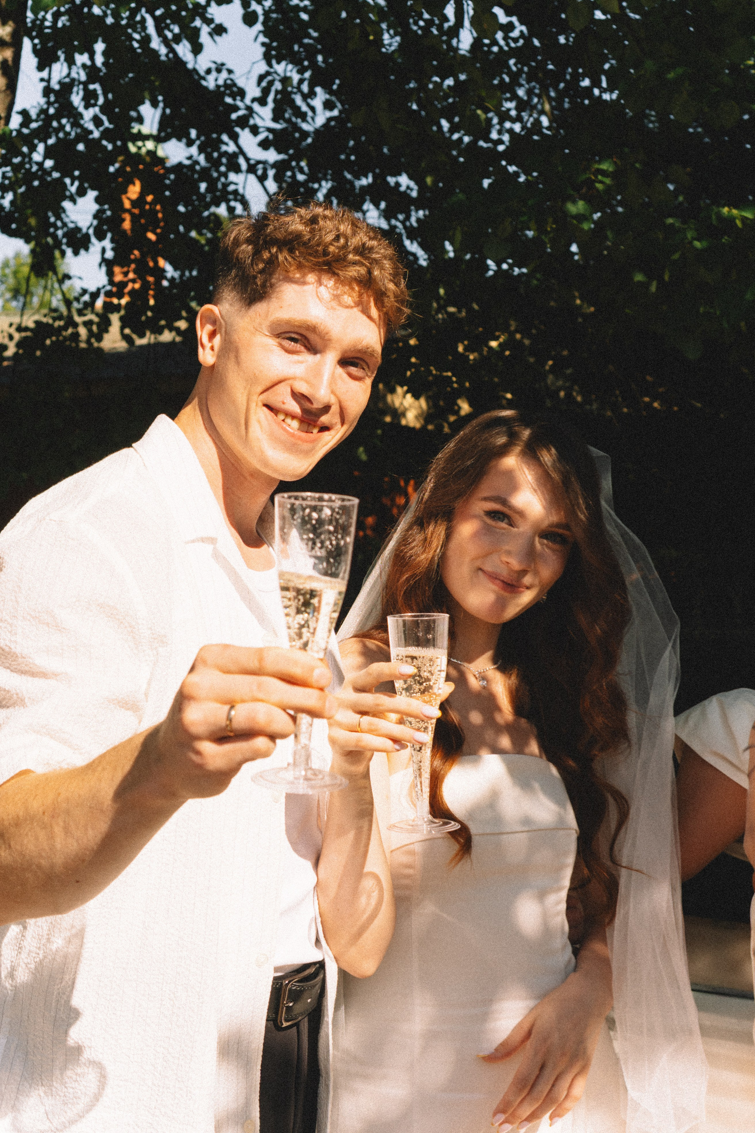 СВАДЕБНАЯ СЬЕМКА В ПЕТЕРГОФЕ И СЬЕМКА РЕПОРТАЖА В ЗАГСЕ ПЕТЕРГОФА. Профессиональный фотограф, Санкт-Петербург — Виктория Богомолова