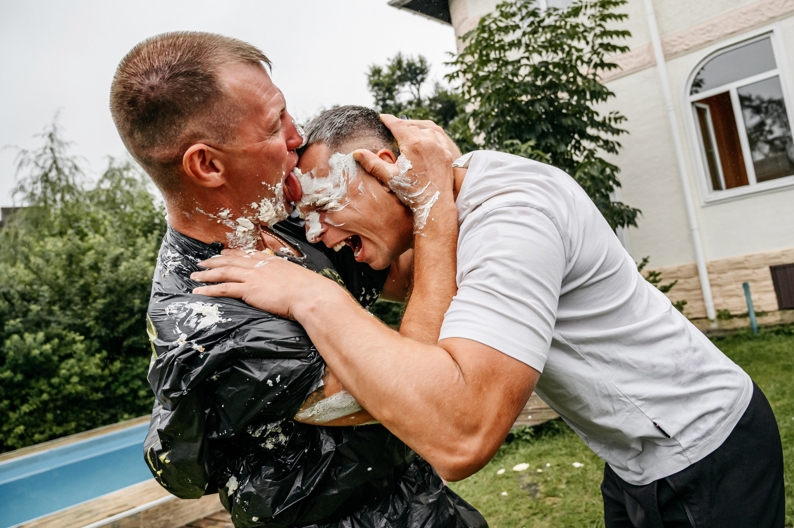 Ника. Пенная вечеринка с бассейном. Фотограф Владивосток. Игорь Кирсанов