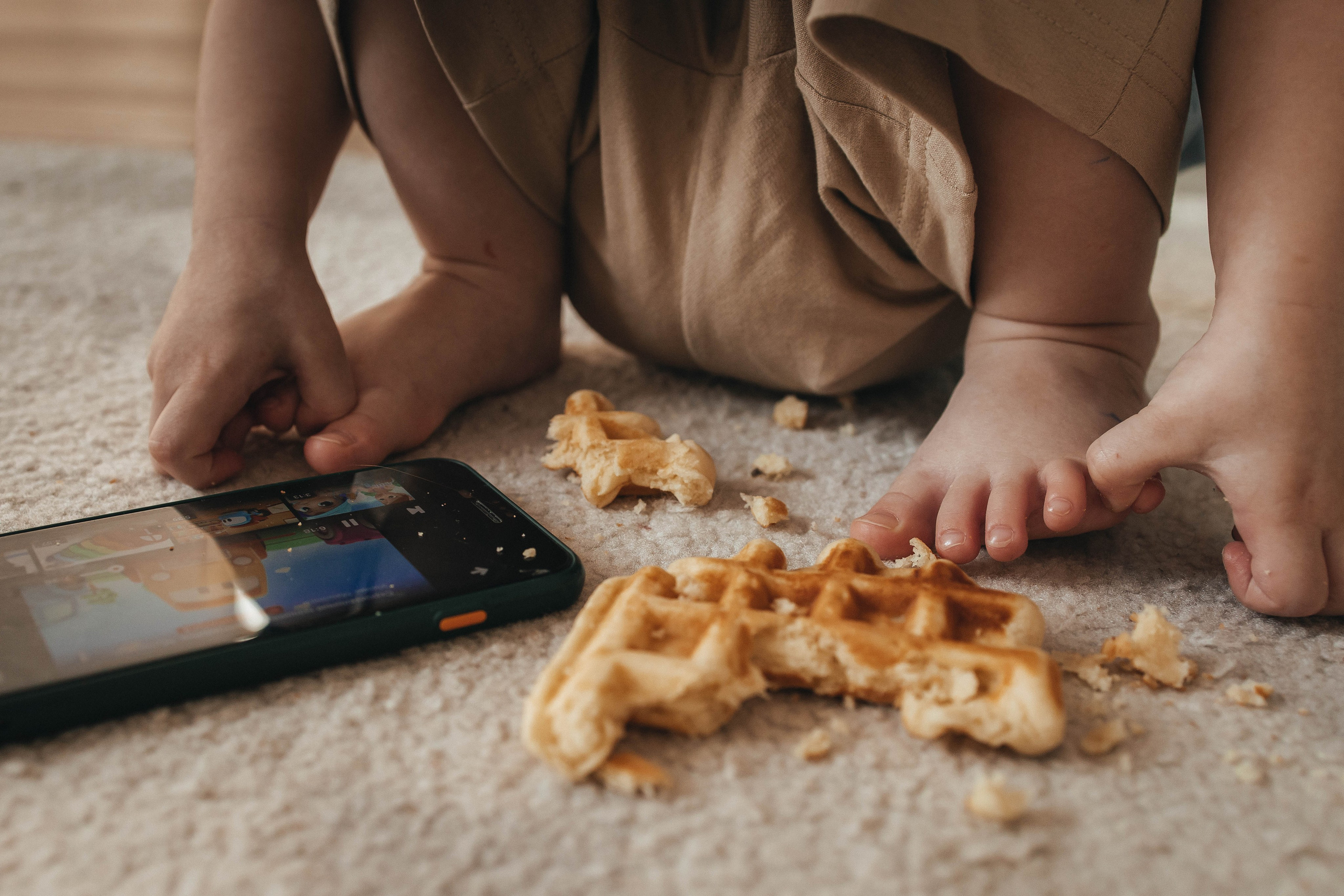 Домашняя съемка в своем доме для большой семьи Вадима, Ларисы, Полины, Элисии и Эрнеста. Семейный фотограф в Москве, Щелково, Фрязино _ Виктория Степанова