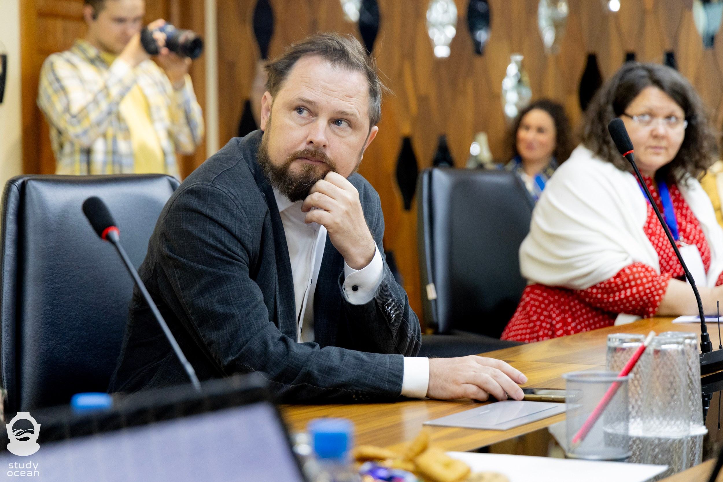 Конференция ИМО. Репортажный и портретный фотограф в Владивостоке