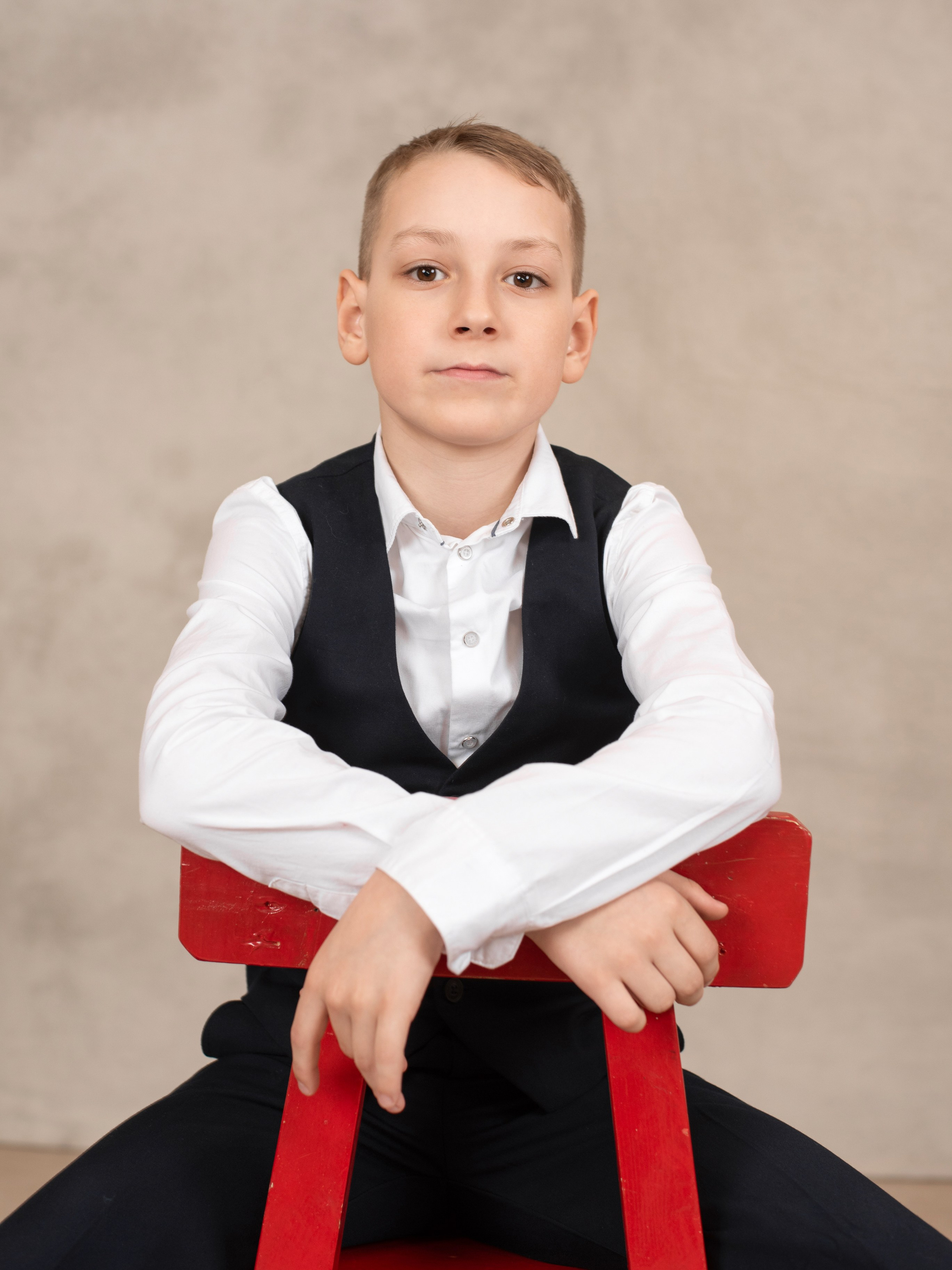 Общие фотографии 1-11 класс. Выпускные альбомы в Тюмени для школ, садов, вузов спортивных секций