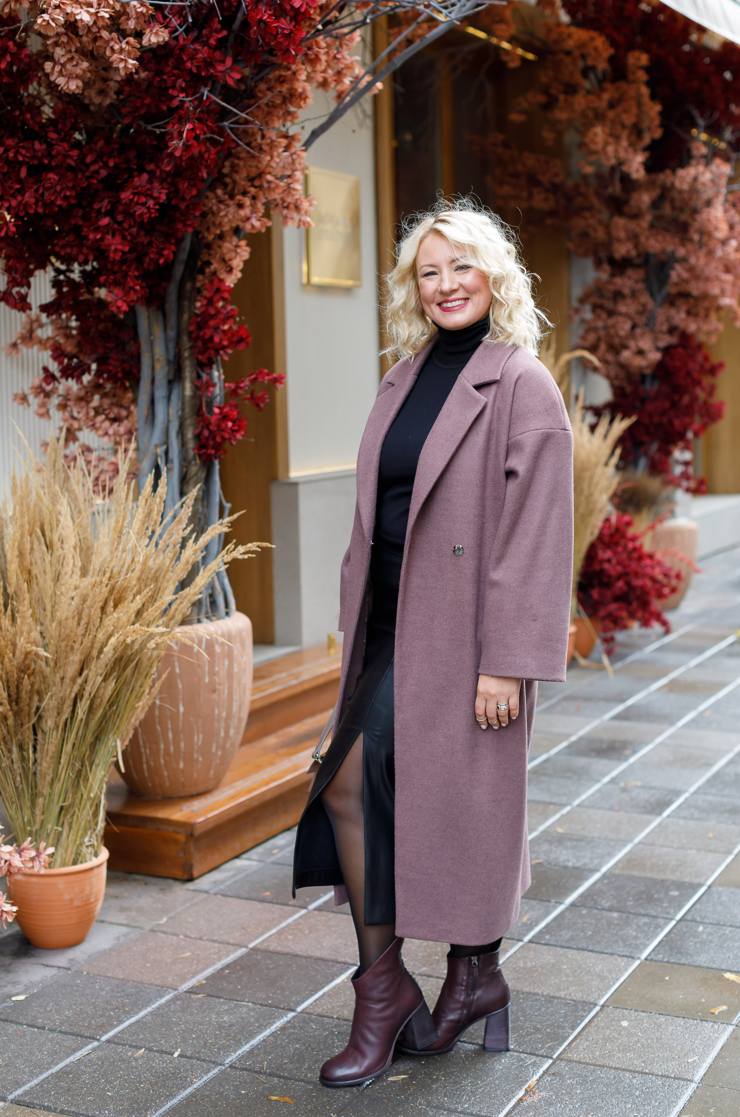 Уличная фотопрогулка по Патрикам с Еленой. Портретный и семейный фотограф Юлия Герман