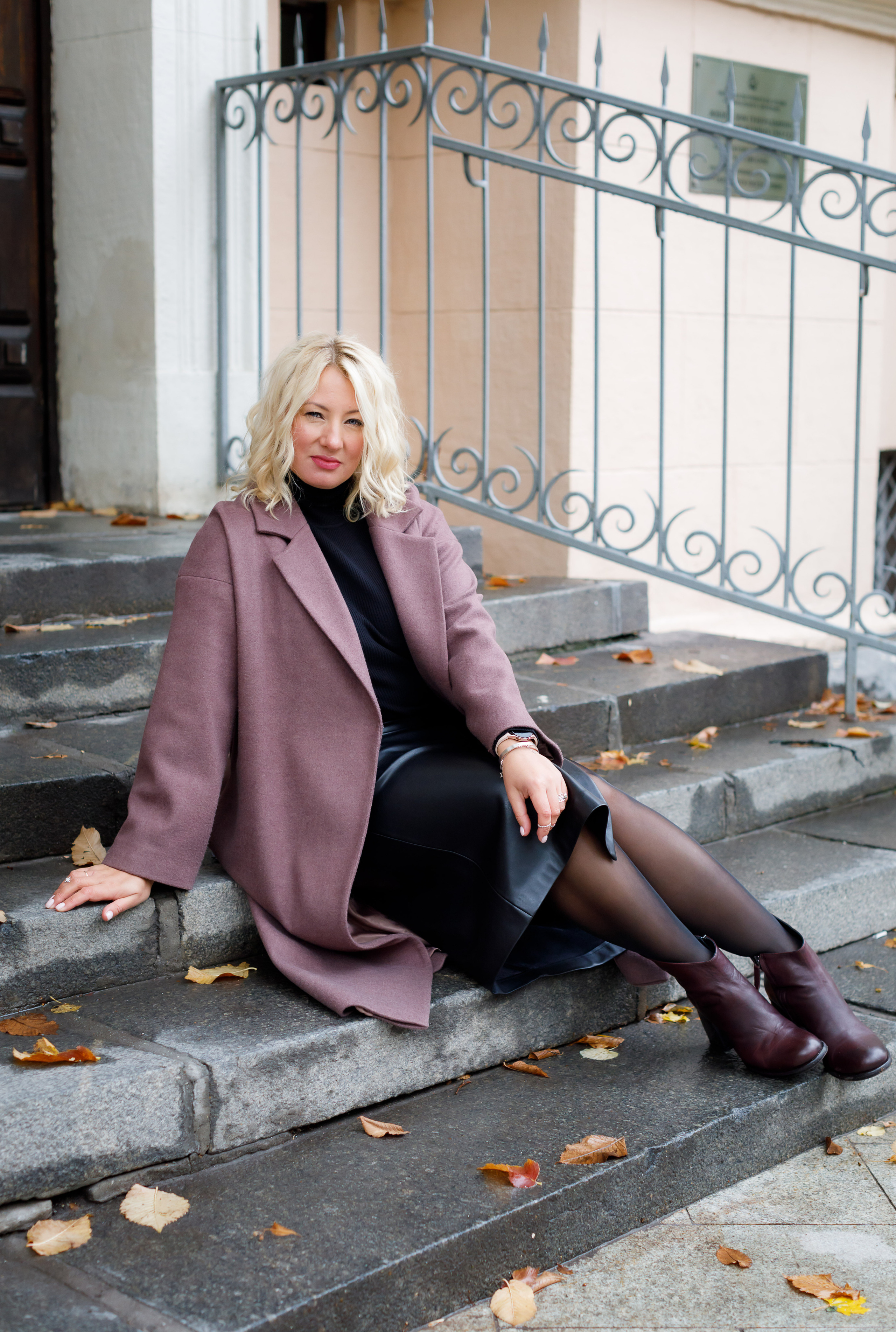 Уличная фотопрогулка по Патрикам с Еленой. Портретный и семейный фотограф Юлия Герман