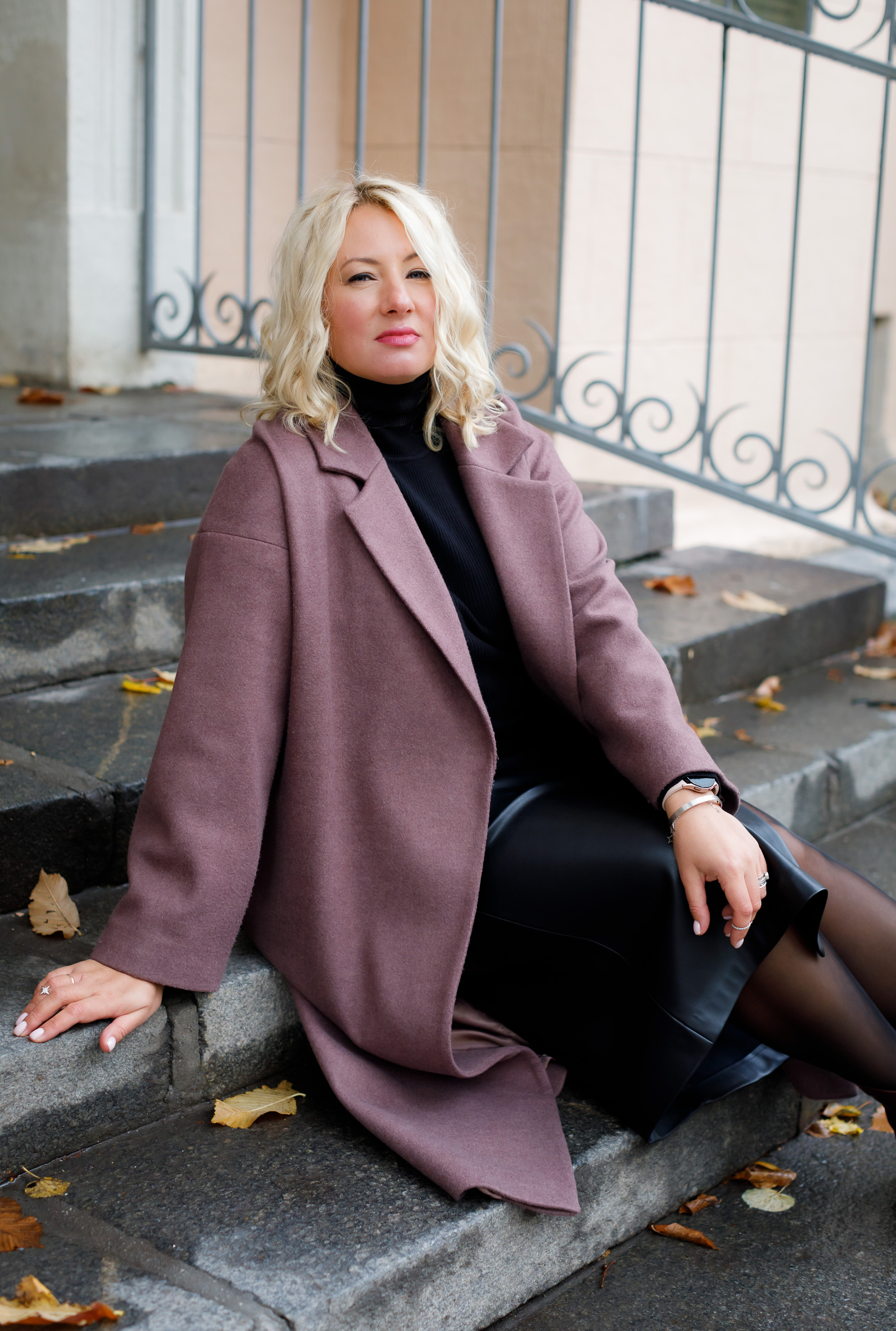 Уличная фотопрогулка по Патрикам с Еленой. Портретный и семейный фотограф Юлия Герман