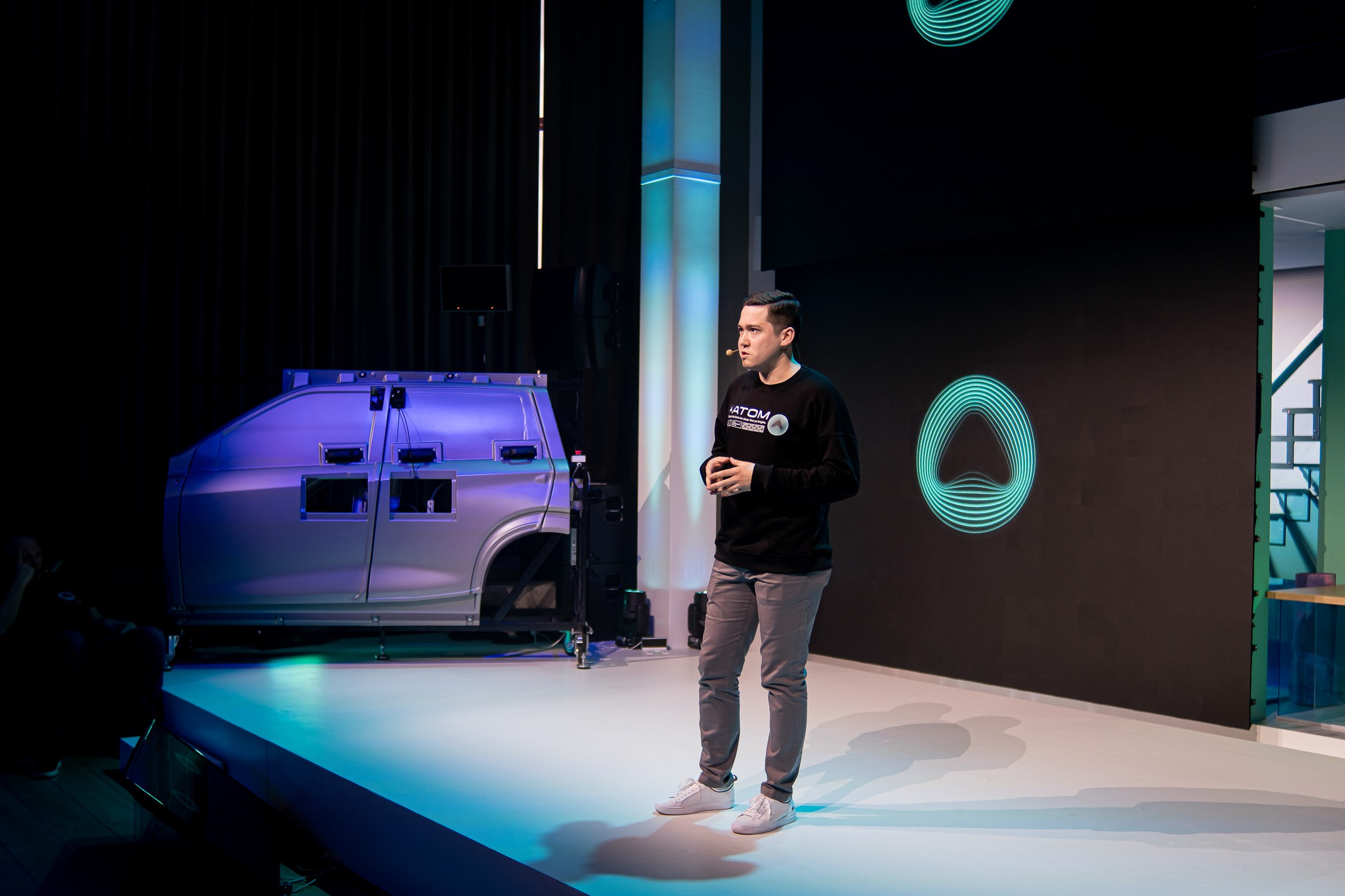 ATOM. Премьера Российского электромобиля. Репортажный фотограф Денис Тихомиров. Москва
