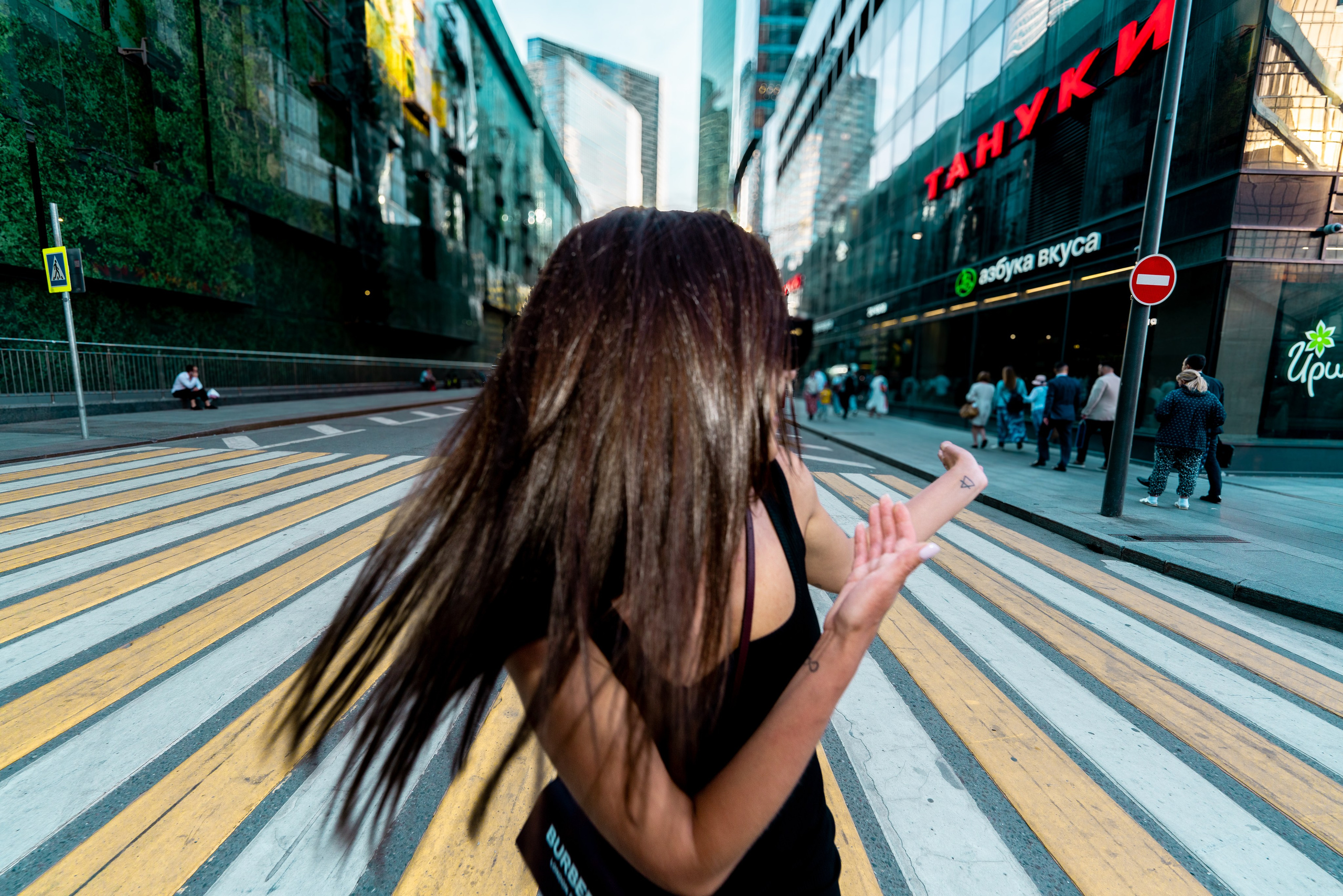 ПОРТРЕТЫ. ПОБУДЬ ЗДЕСЬ И ЦЕЛЕЕ БУДЕТ ЭТОТ МИР