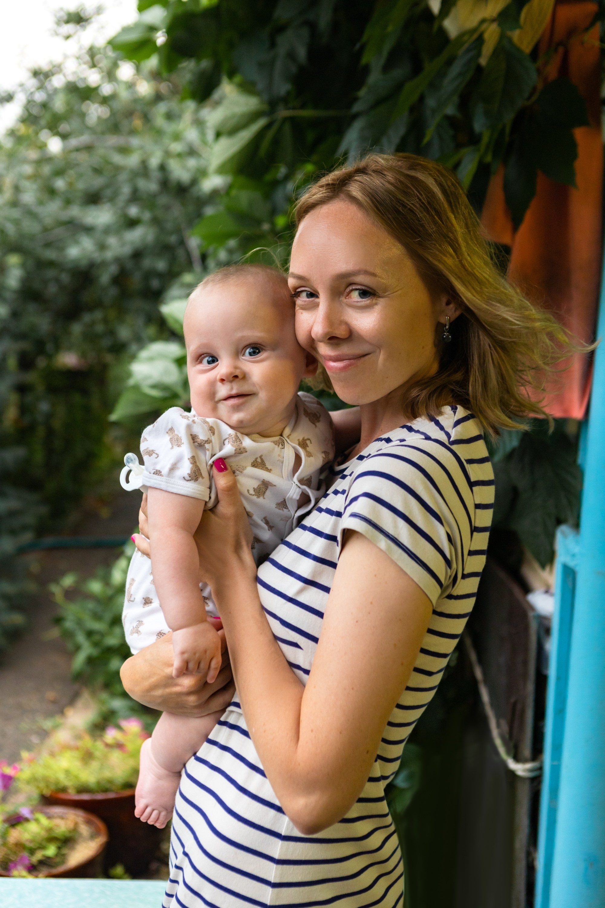 Семейная фотосессия на даче. Фотограф в Оренбурге. Профессиональный фотограф