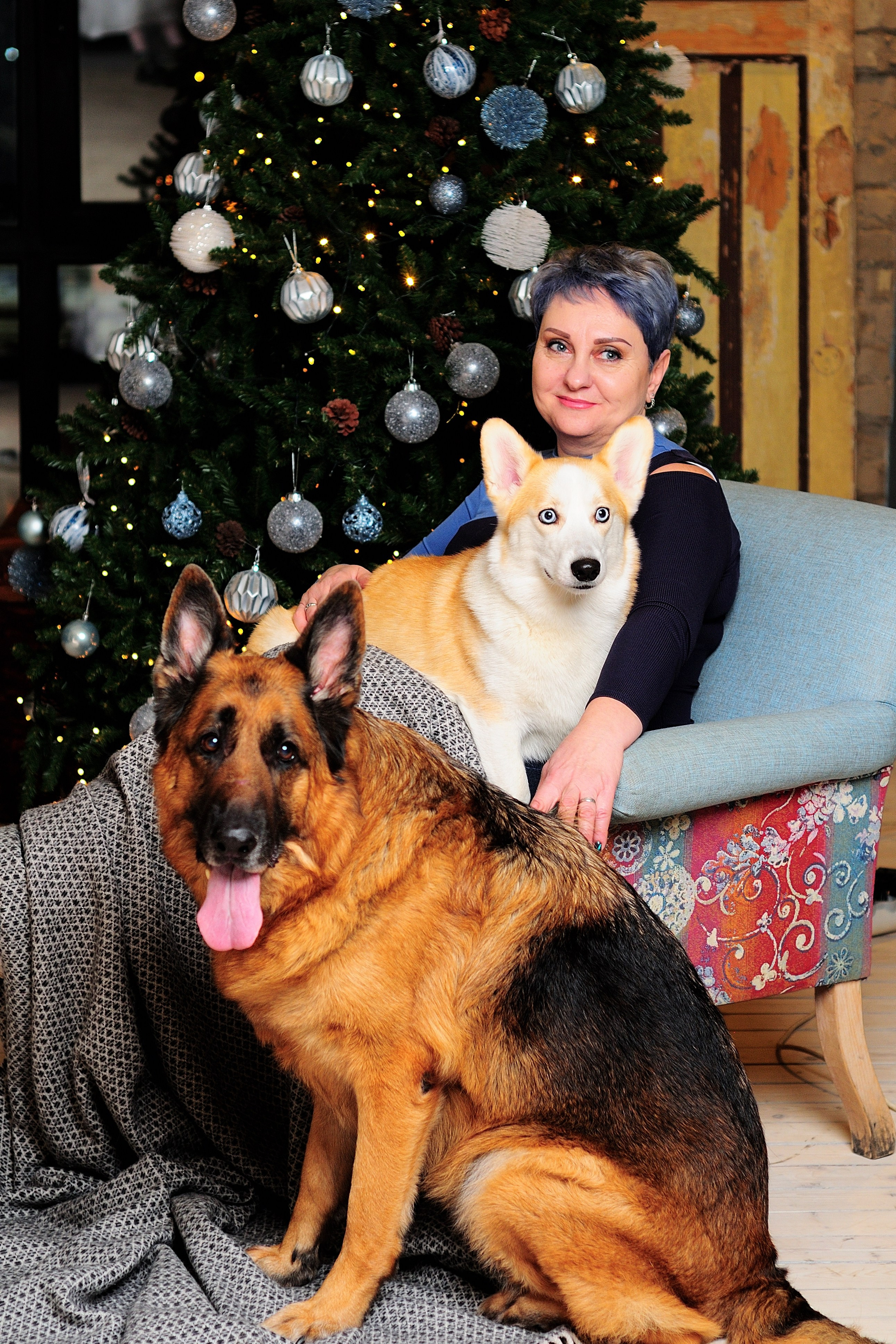 Новый год в студии. Ваш персональный фотограф в Москве ЮША