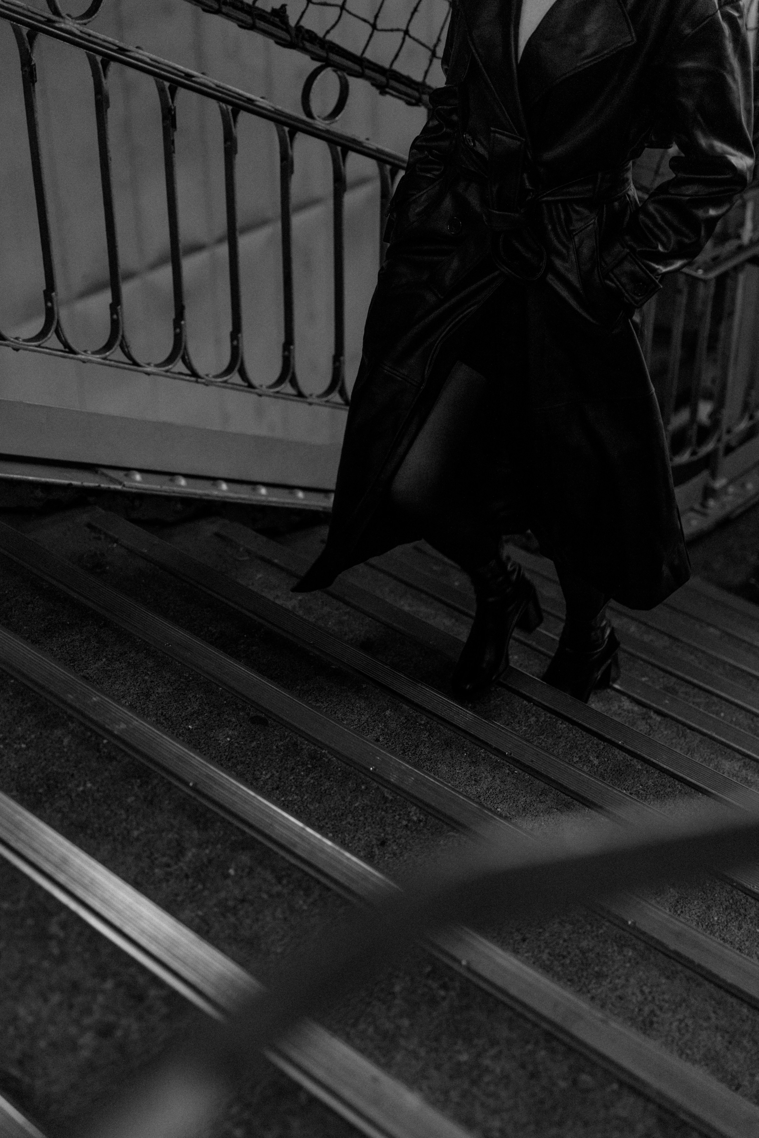 Femme fatale. Photographer in Paris