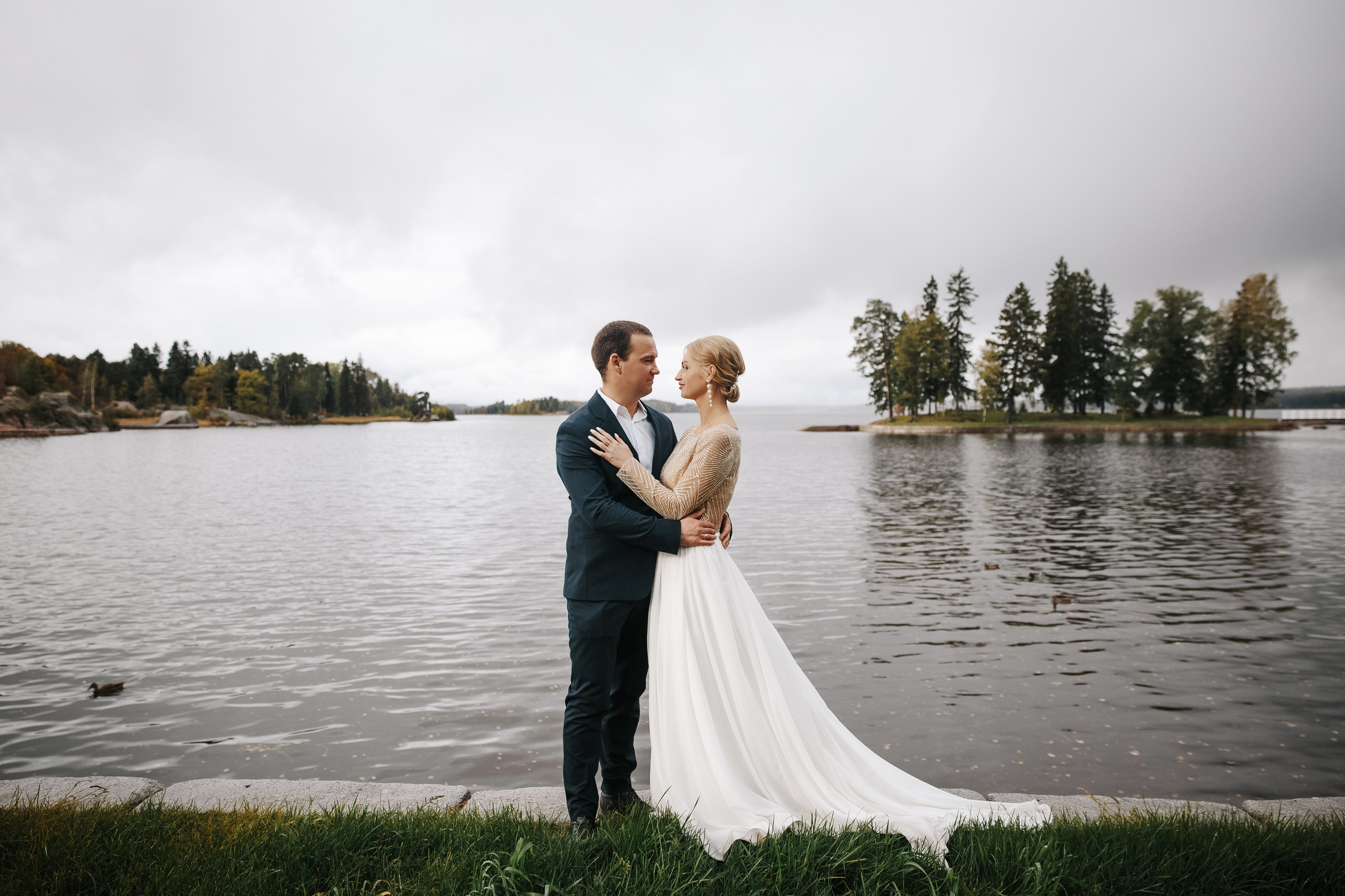Свадьба в Выборге в сентябре осенью. Свадебный фотограф в Калининграде Мария Ямышева
