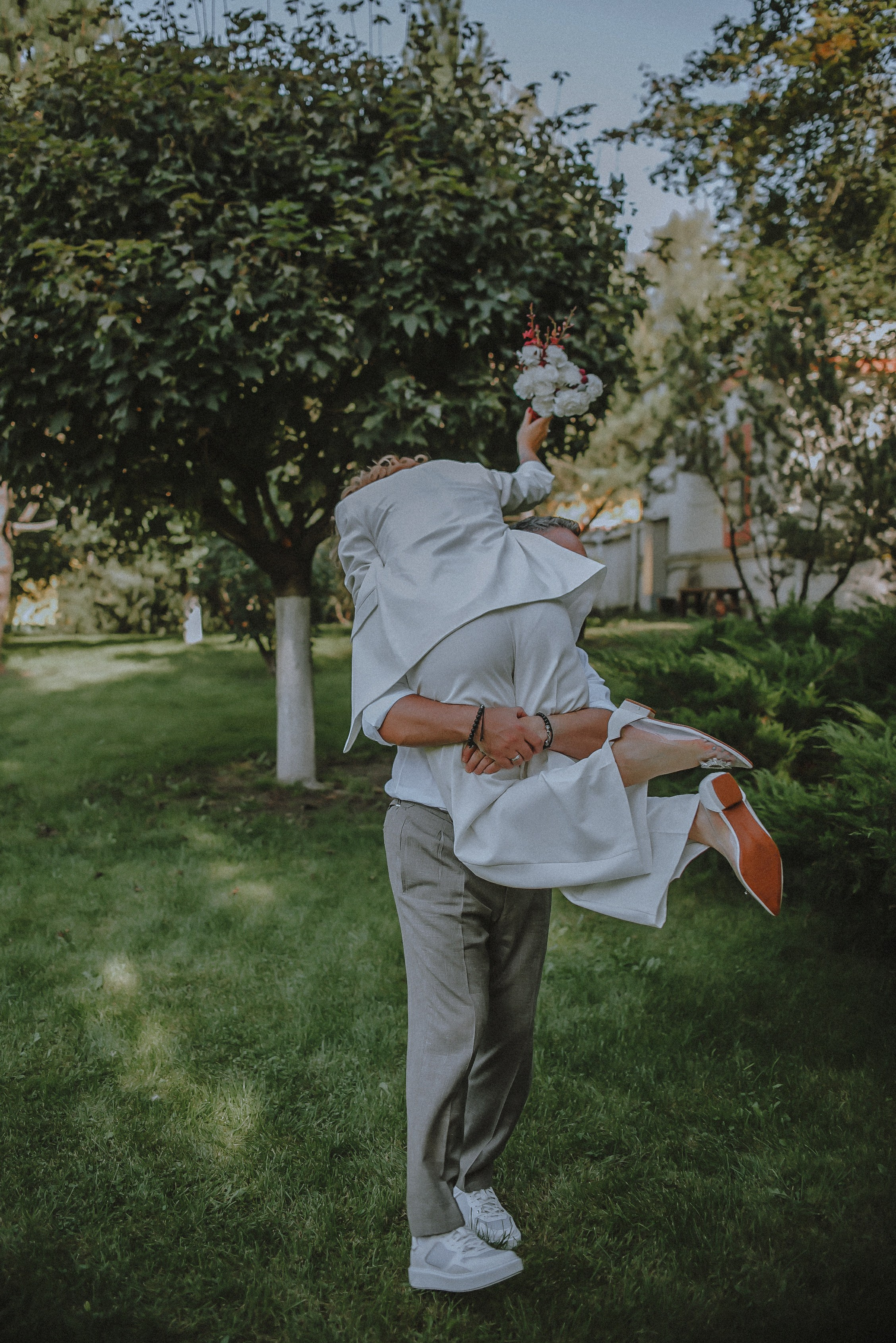 Love.exe: Запущен успешно. Свадебный и семейный фотограф в Москве Сажина Кристина КиМ. Свадебный оператор в Москве Сажин Максим