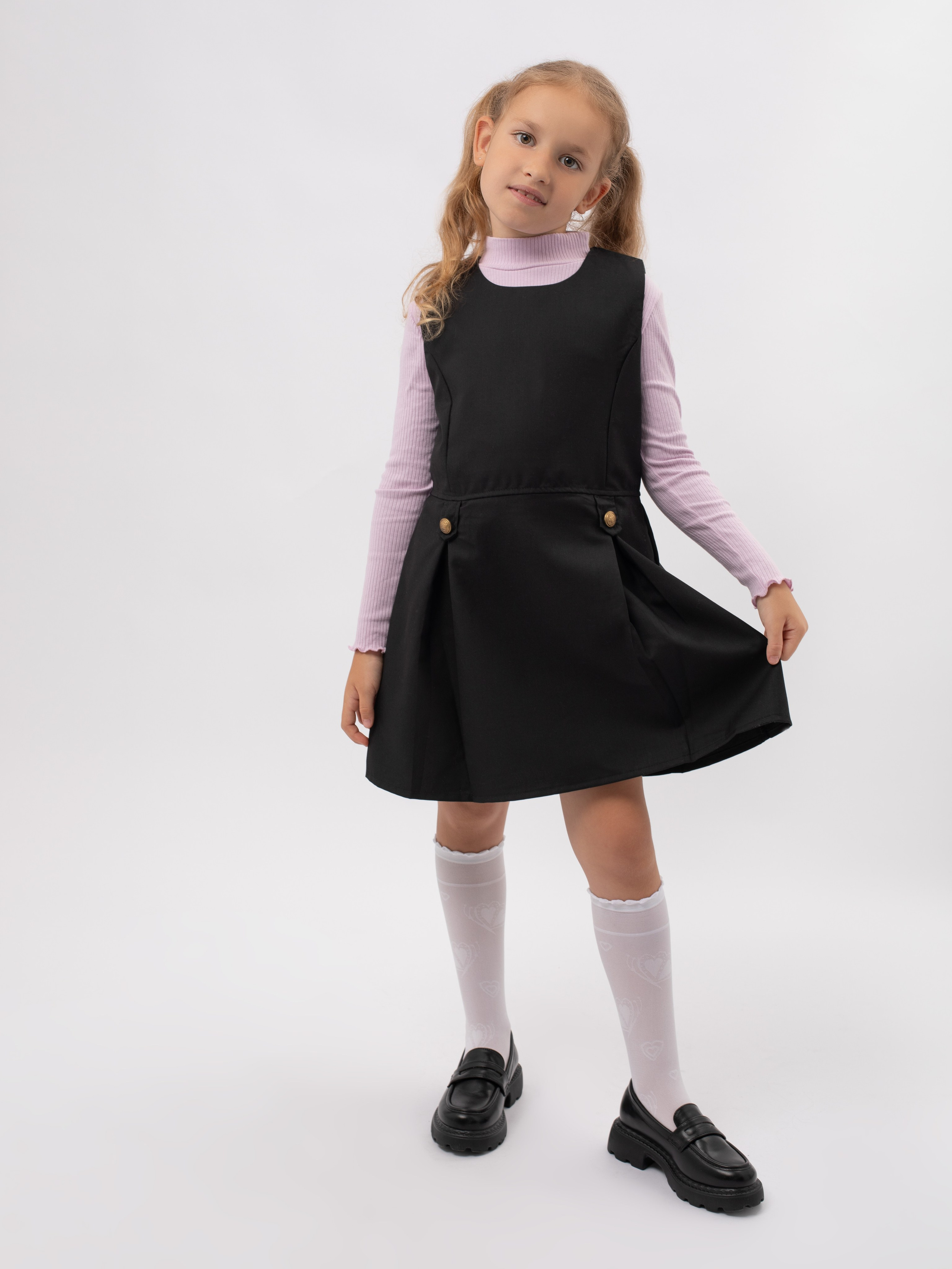 Школьная одежда. Фотостудия предметной и модельной съёмки для маркетплейсов