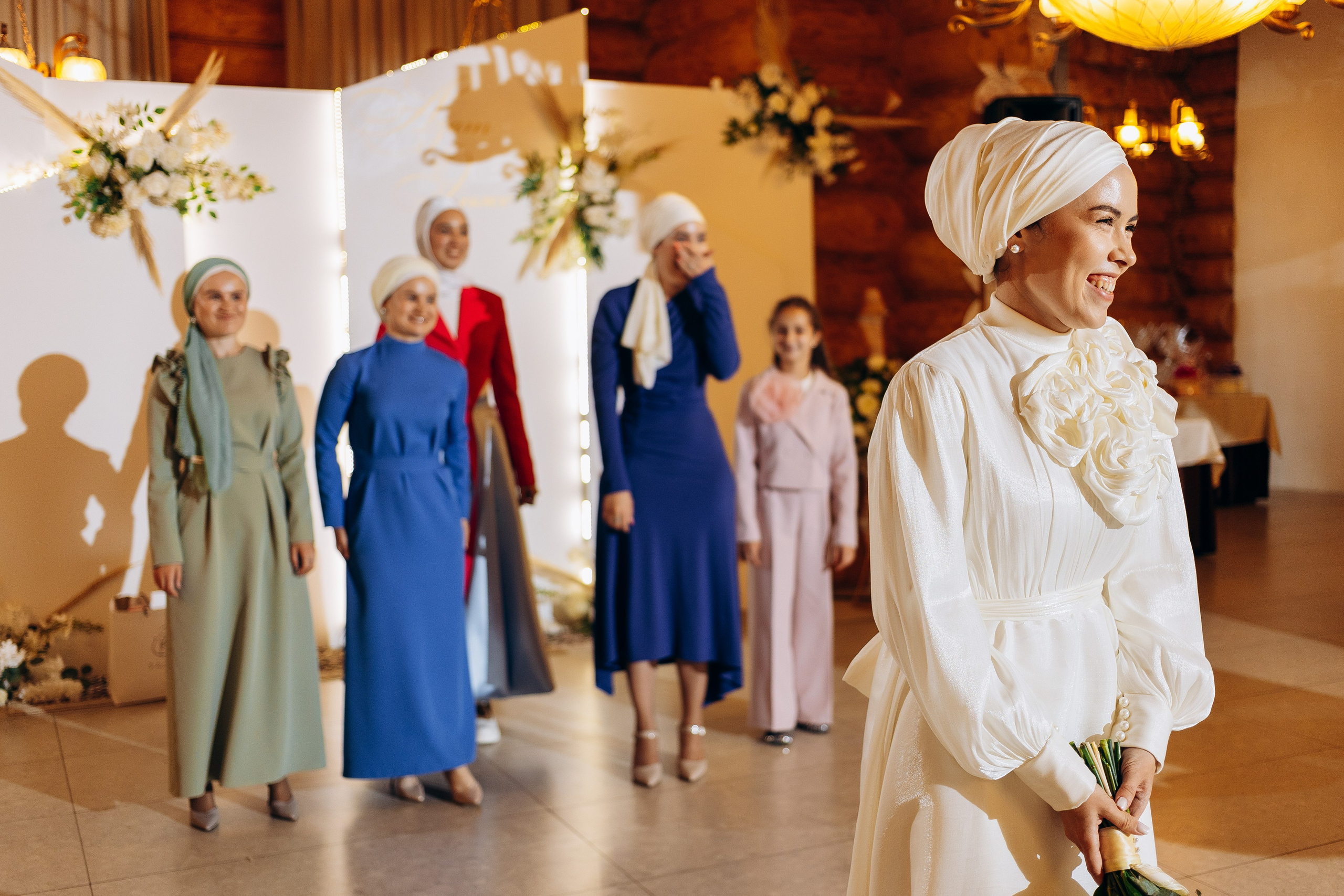 Услуги визажиста для покрытых в Казани: стойкий макияж, который держится весь день