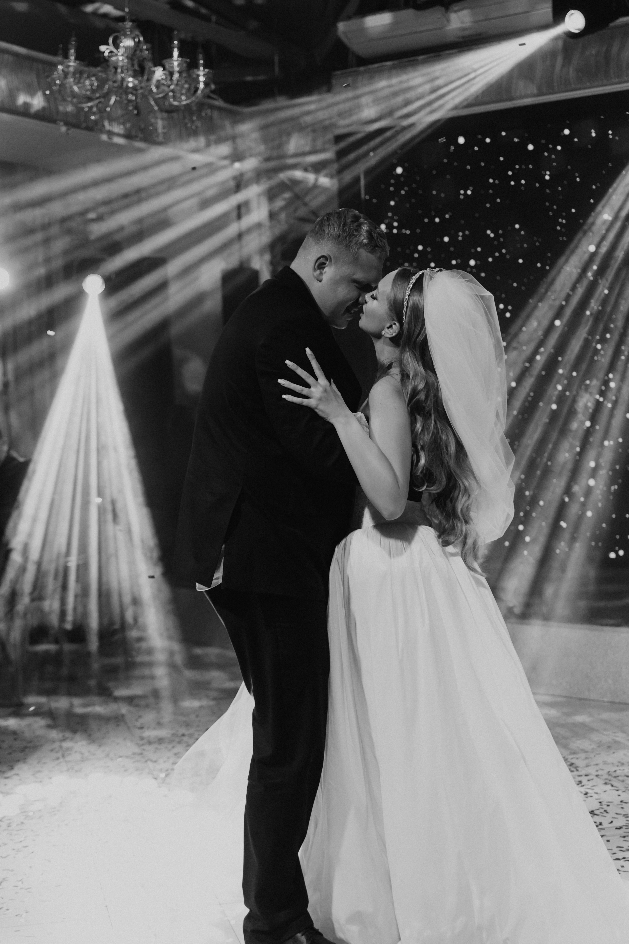 А | А. Свадебный фотограф Настя Шелл г. Череповец