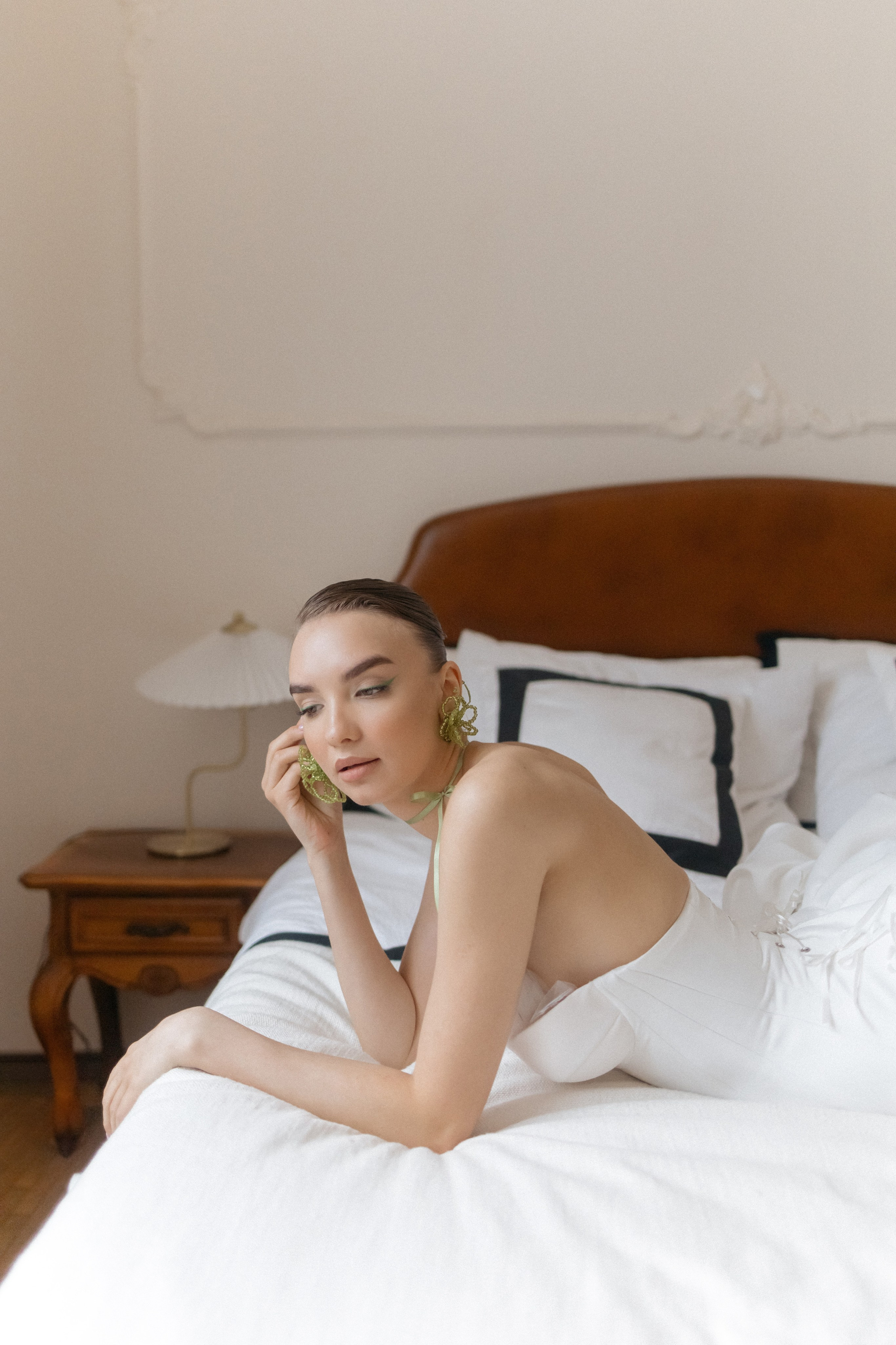 Сборы в апартаментах Тимофей & Наталья. Фотограф Москва|Комиссарова Наталья