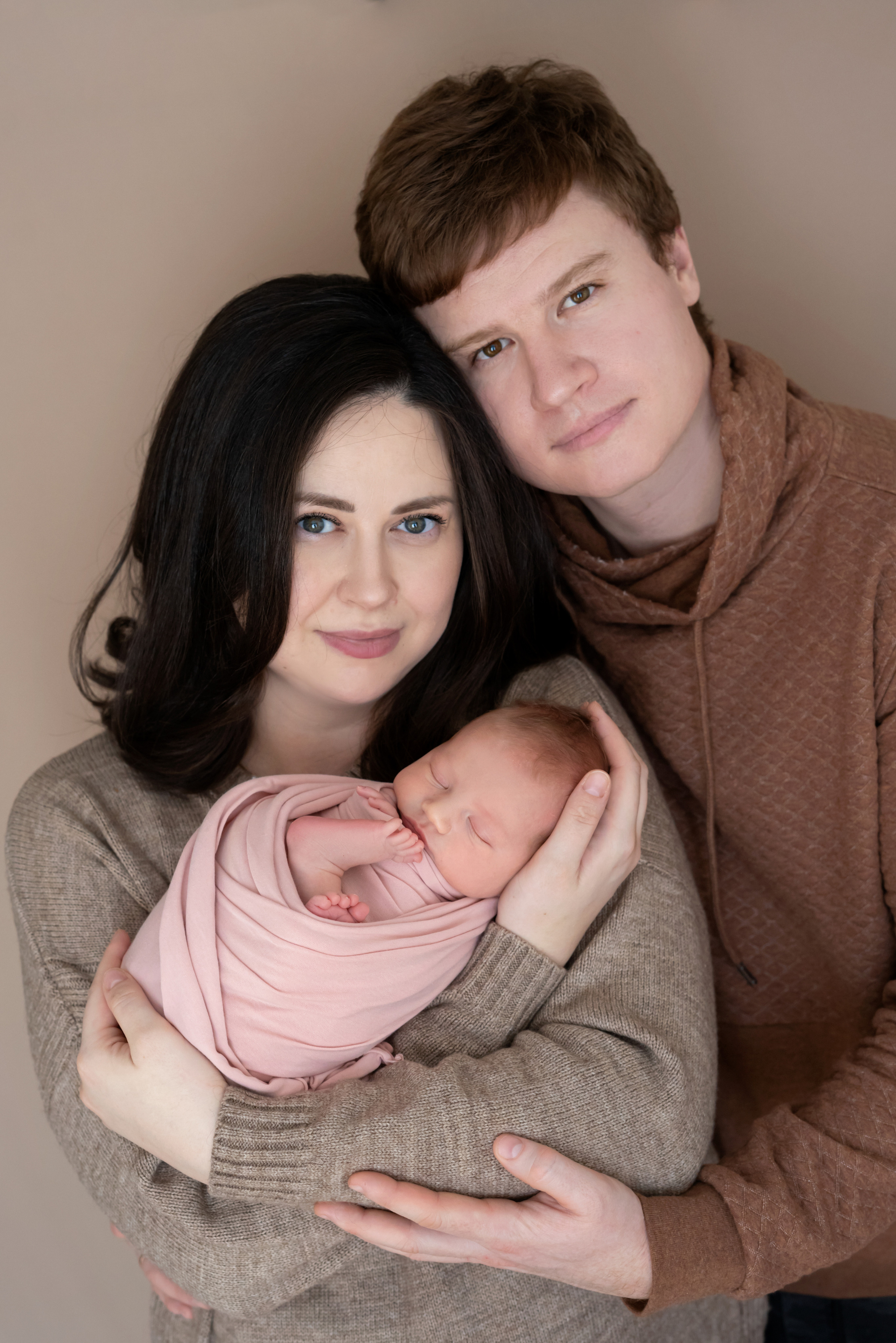 Агата. Съемка новорожденных дома. Мила Посвит Фотограф новорожденных в Тобольске