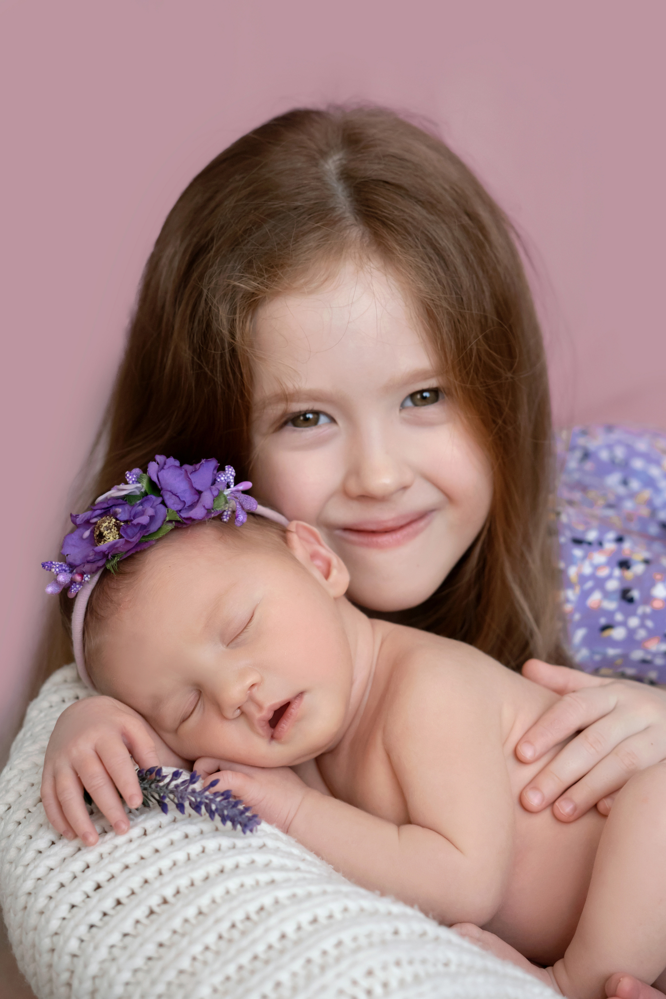 Агата. Съемка новорожденных дома. Мила Посвит Фотограф новорожденных в Тобольске