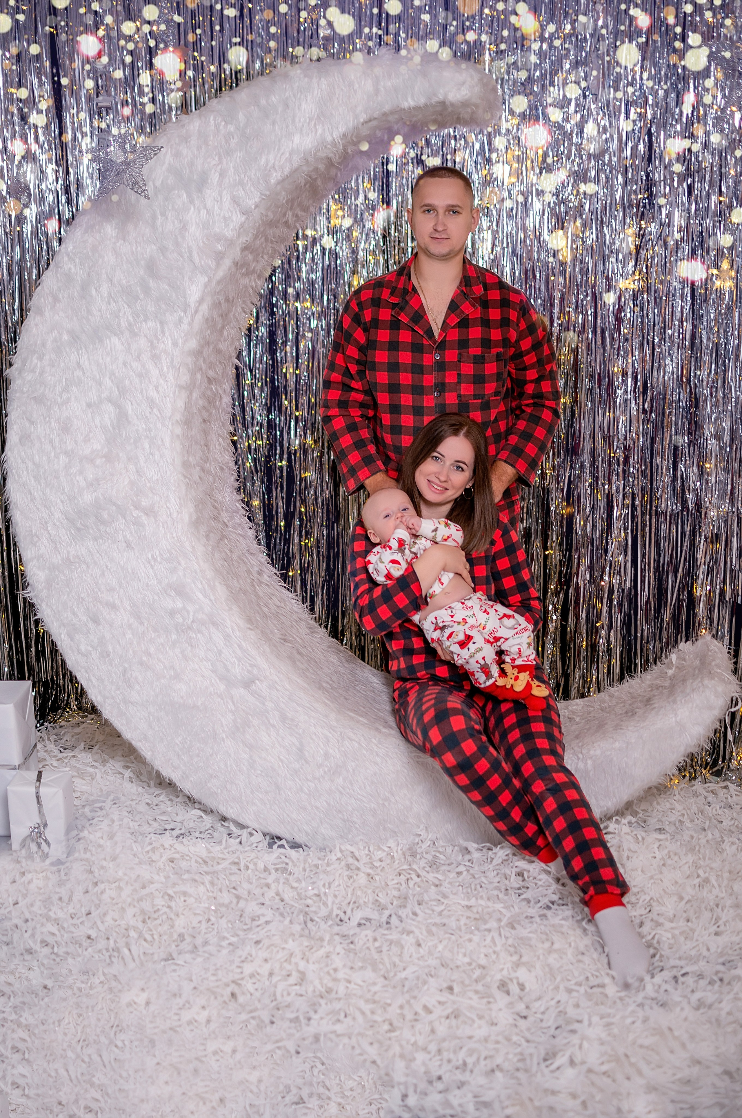 Новогодняя семейная фотосессия в Краснодаре 2023-2024. Фотограф новорожденных Краснодар Малышенко Надежда