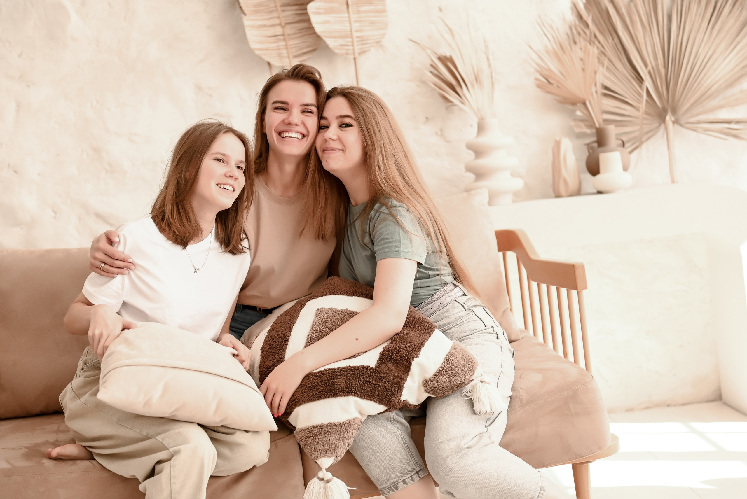 Семейная студийная  фотосессия 2. Свадебный, семейный, детский, контент фотограф в Омске Максим Ильин