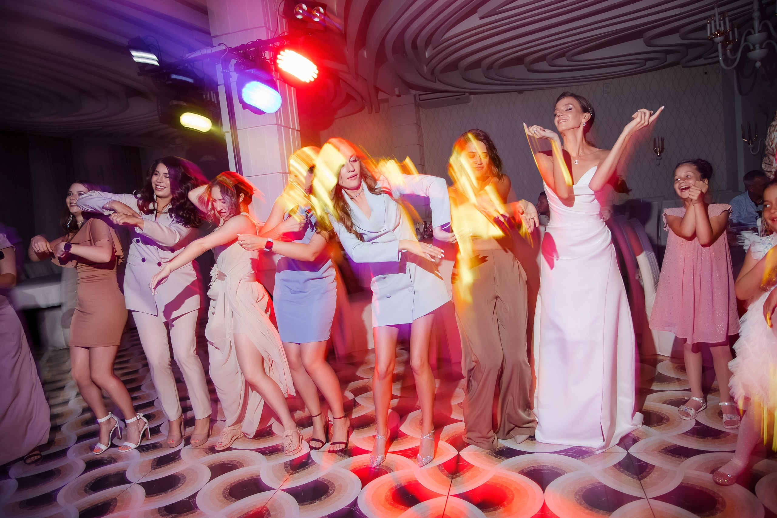 Вячеслав и Анастасия. Karas. Выездная.Полный день. Свадебный фотограф в Хабаровске