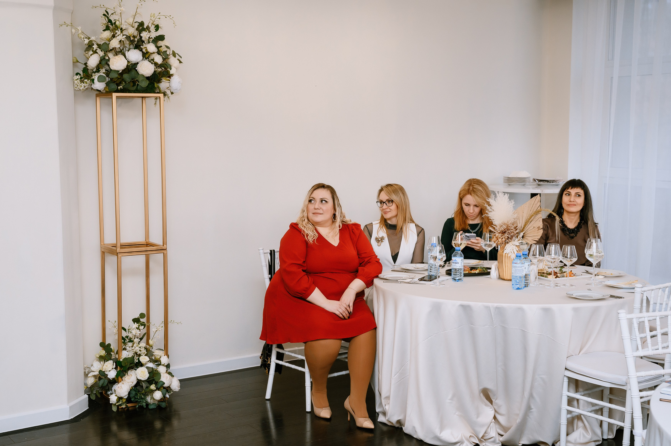 Поэтический вечер Ольги Любимовой. Свадебный и просто хороший фотограф в Челябинске