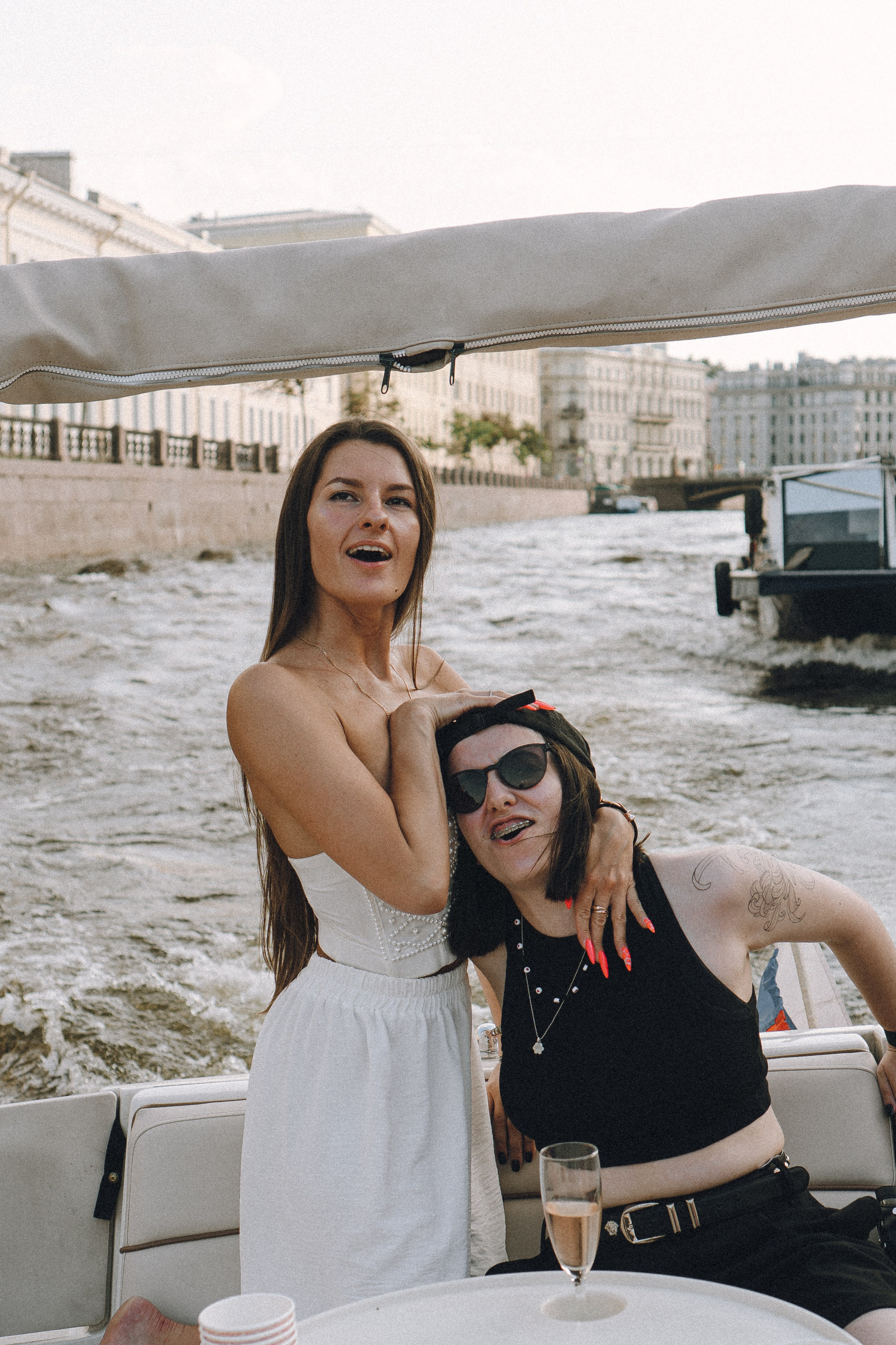 ДЕВИЧНИК НА КАТЕРЕ. Профессиональный фотограф, Санкт-Петербург — Виктория Богомолова