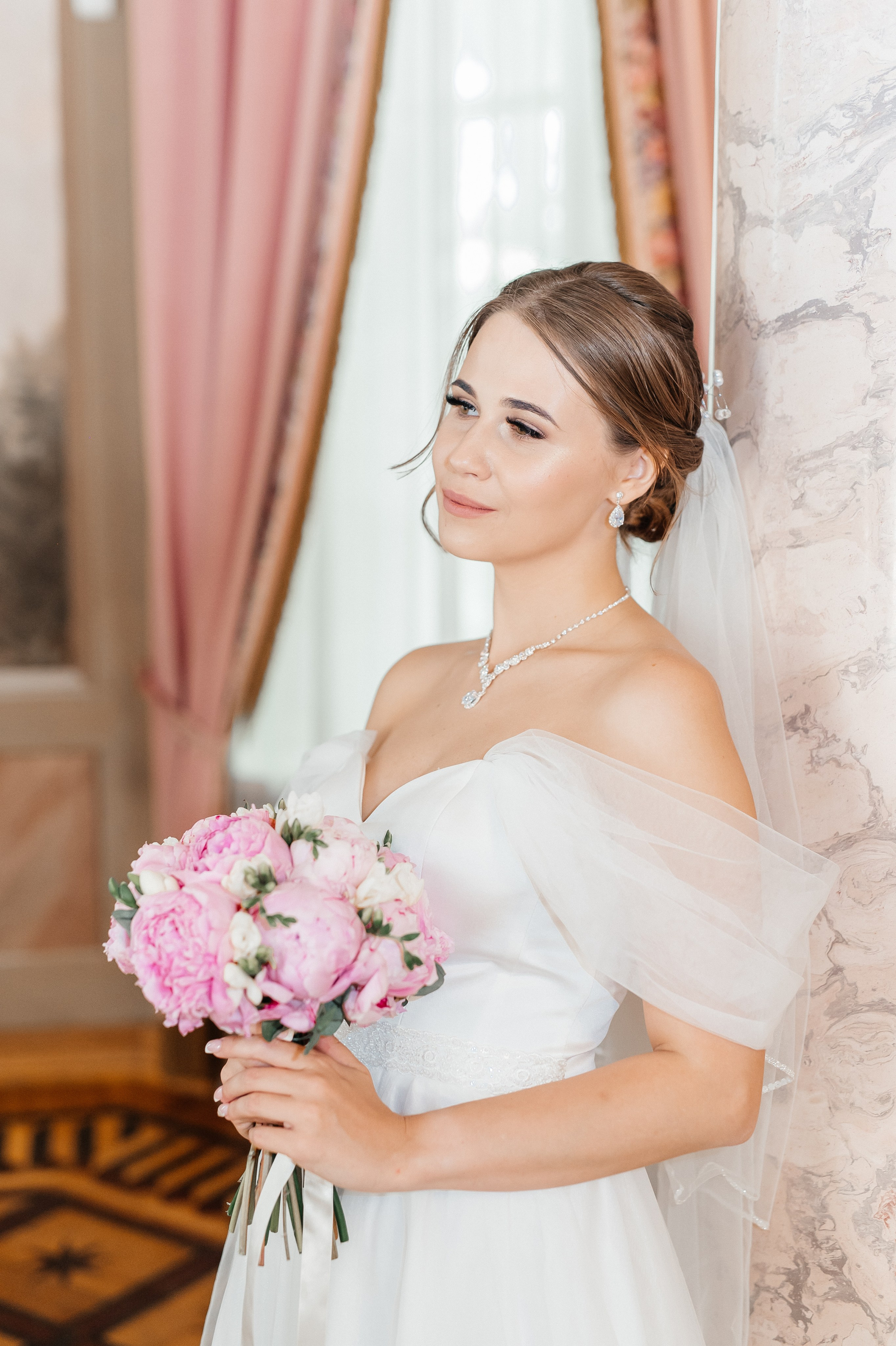 Свадебная фотосессия. Фотограф Арина Агапова. Подольск, Москва https://arinafoto.wfolio.pro/