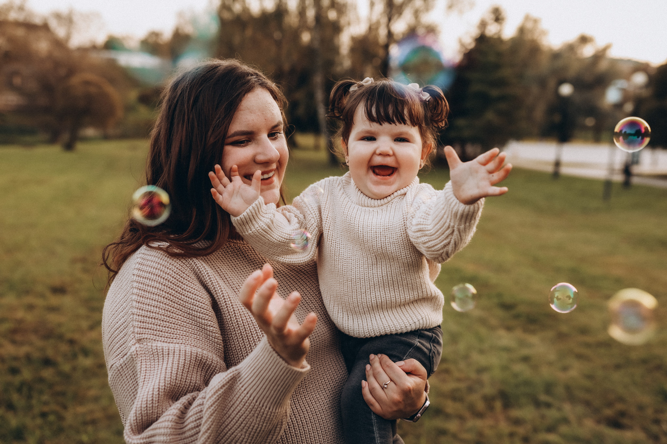 Семейная фотосессия уличная прогулочная домашняя ньюборн newborn детская съемка. Семейный фотограф Виолетта Ватман