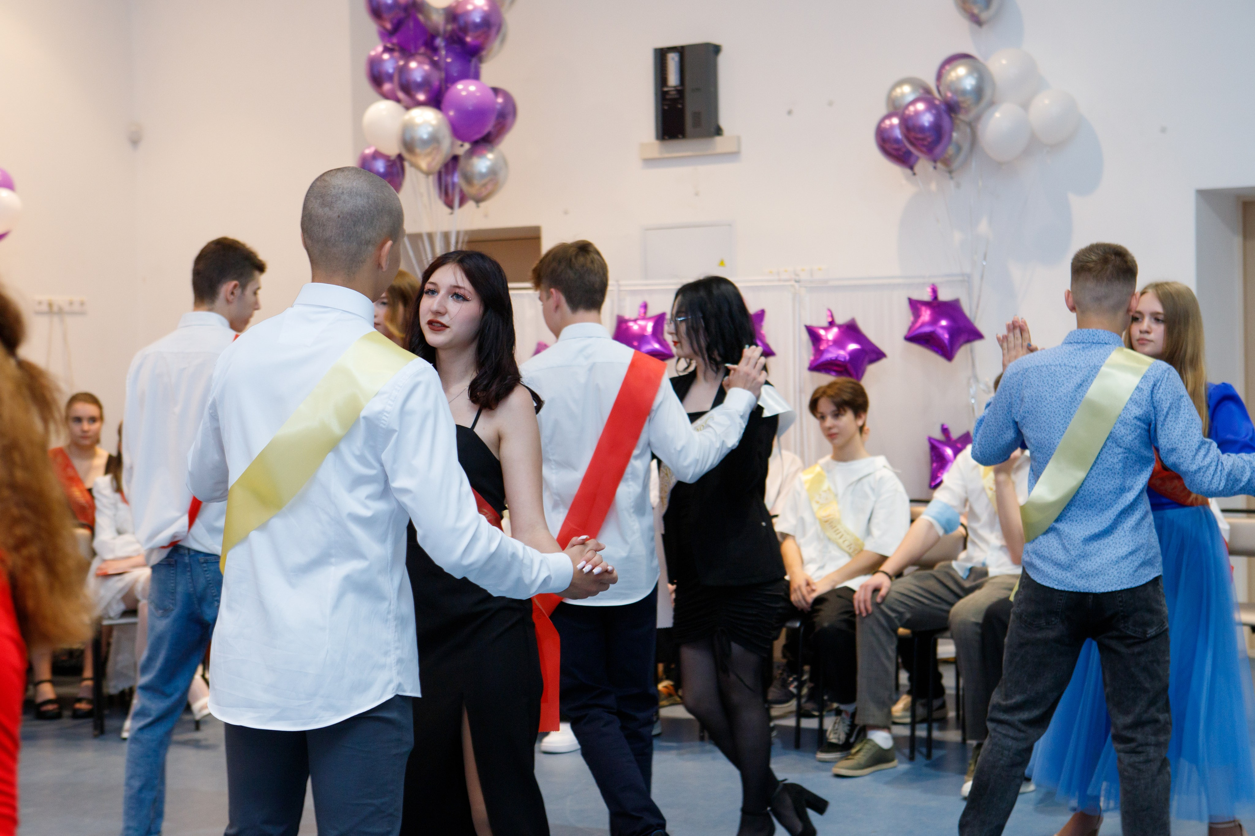 9 класс / Школа № 14 / Выпускной / г. Пушкино. Детский и семейный фотограф Мария Киселёва. Москва