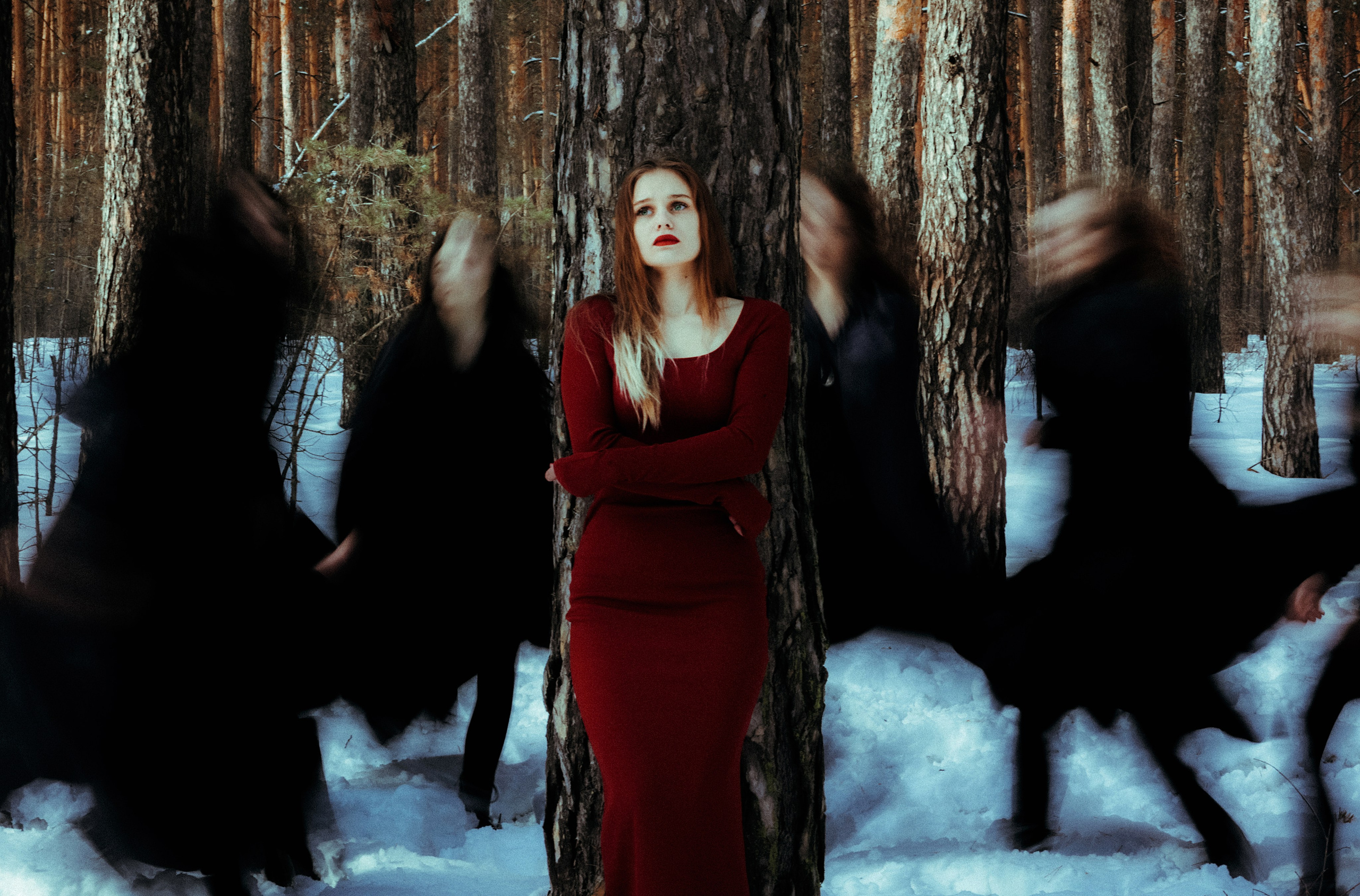 Кончились времена охоты на ведьм — теперь ведьмы охотятся на нас. Фотограф|Катя Рикошетер